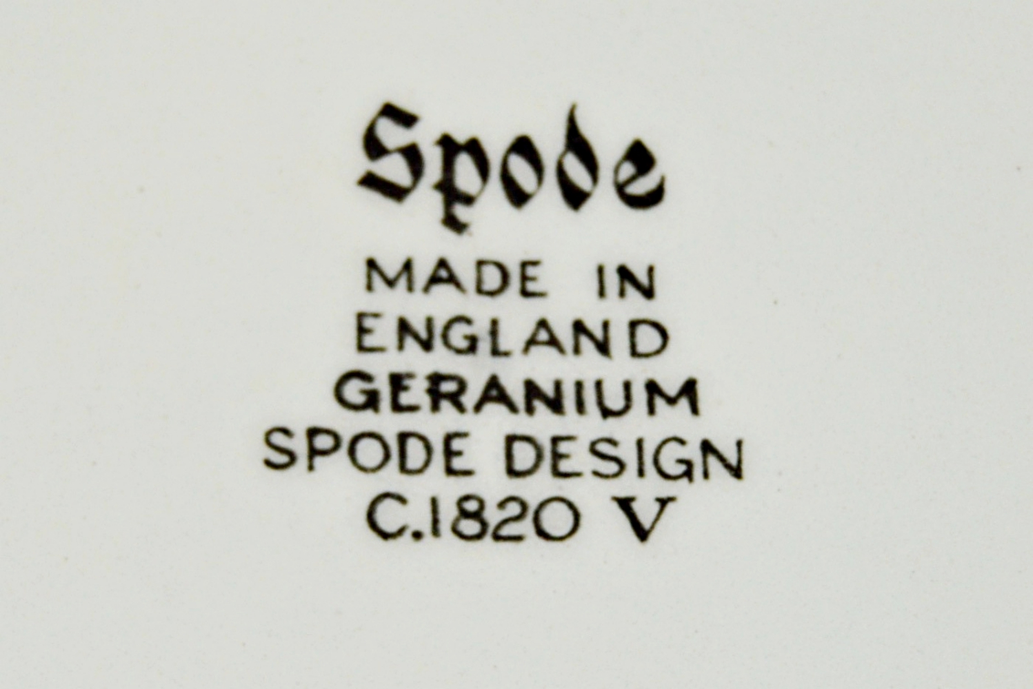 Spode "Geranium" Dinnerware