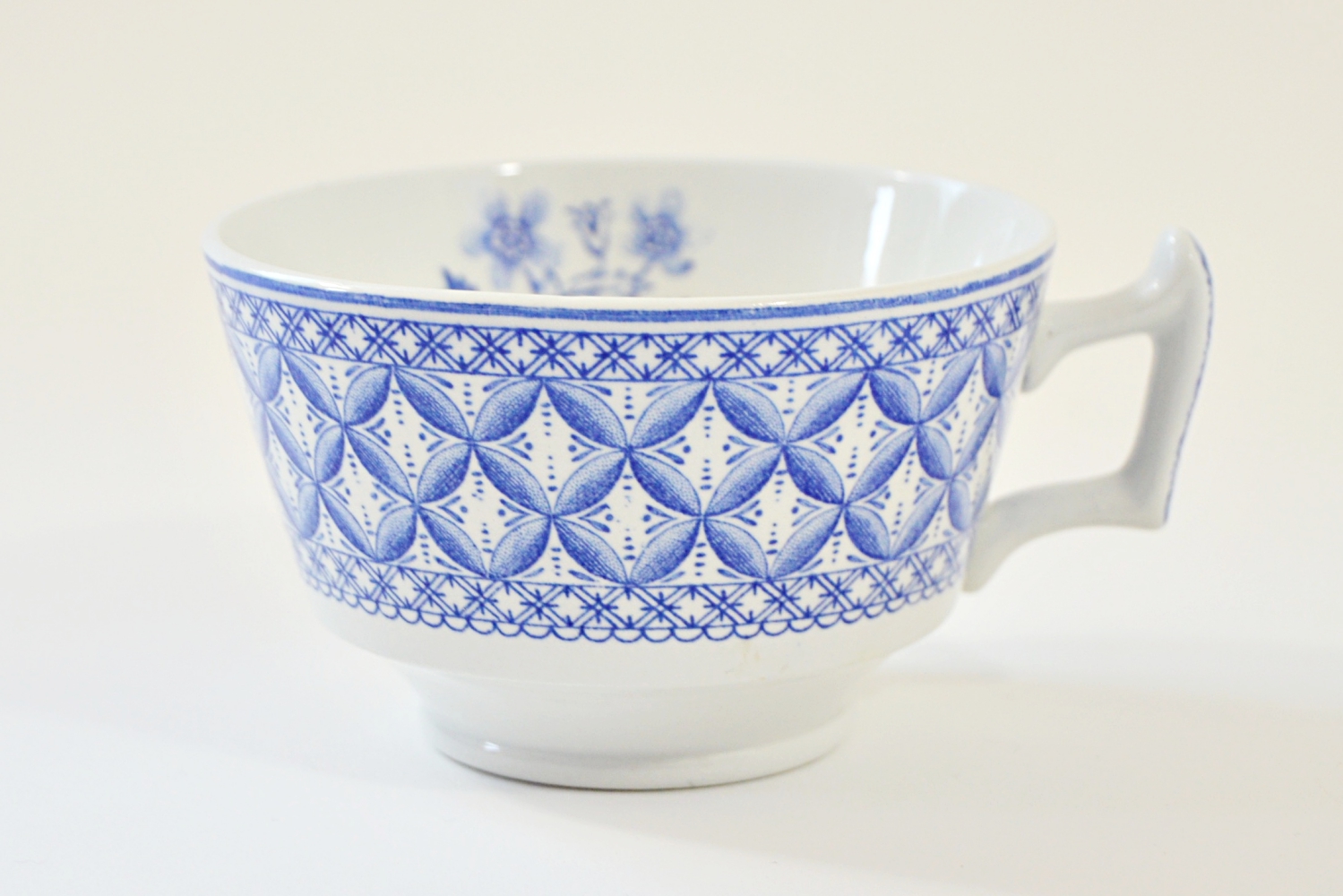 Spode "Geranium" Dinnerware