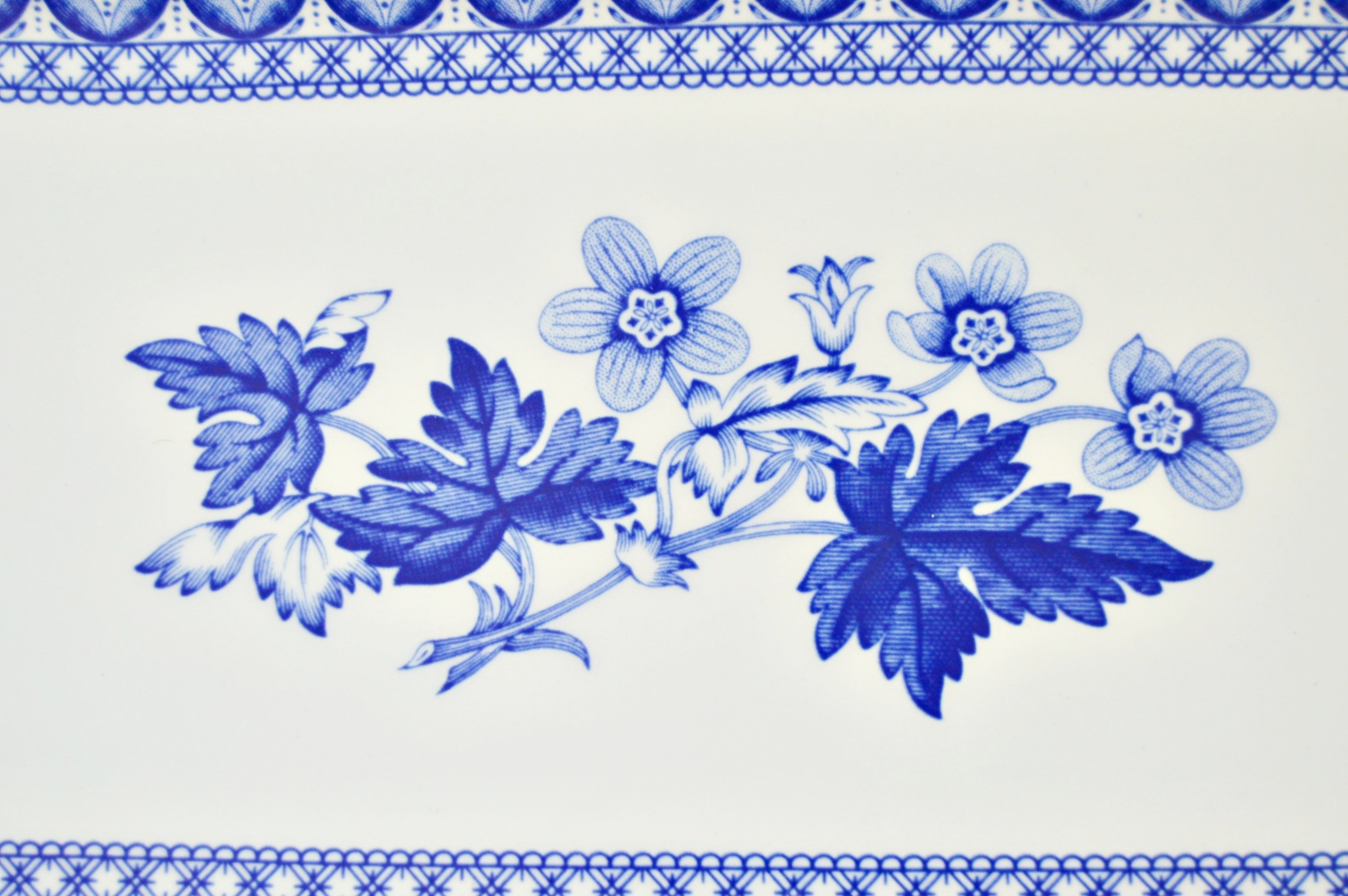 Spode "Geranium" Dinnerware