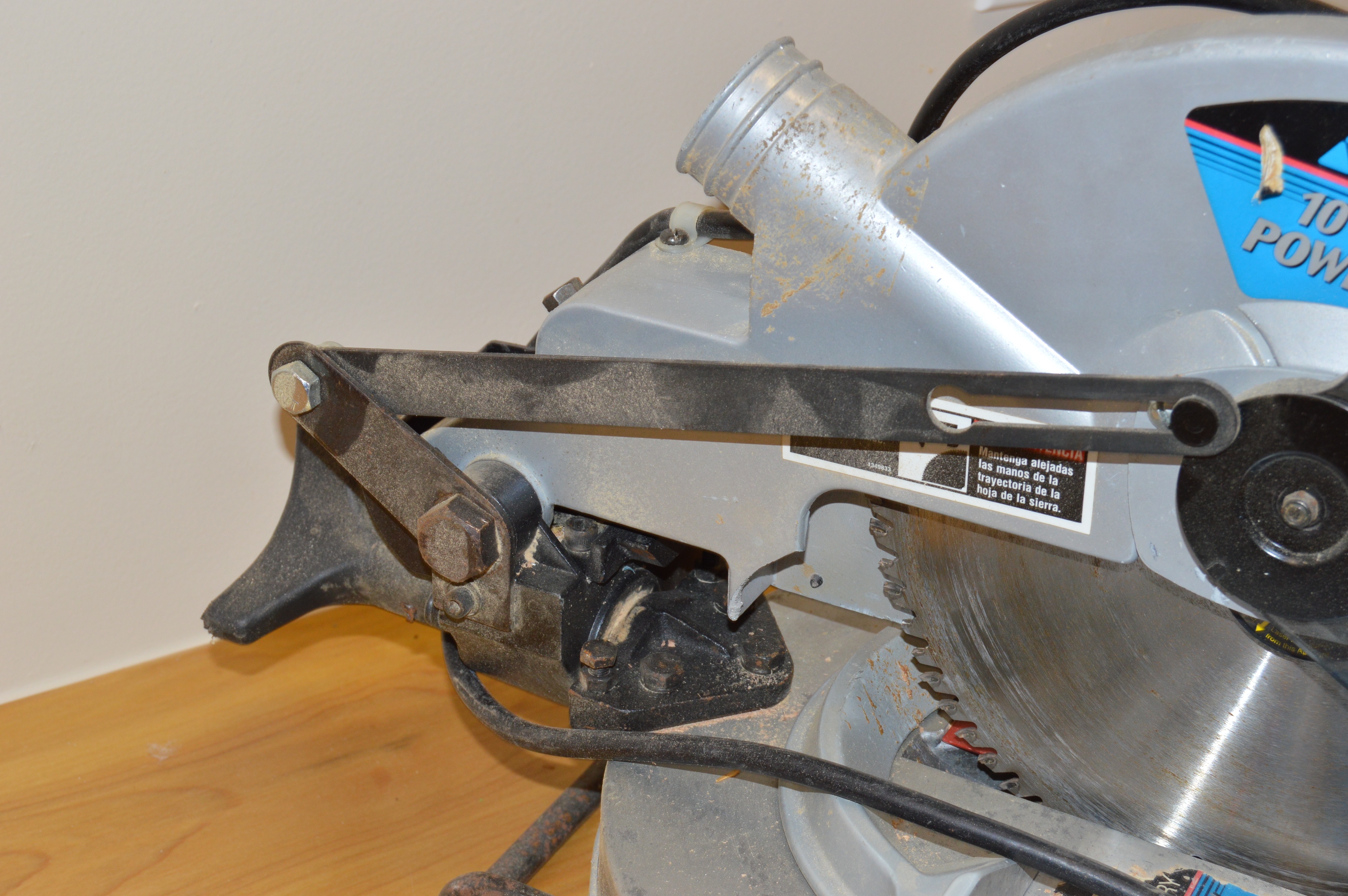 Delta 10" Compound Miter Saw