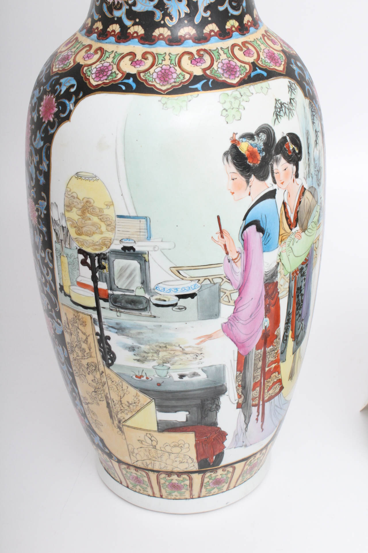 Japanese Decor Featuring Hakata Doll Figures