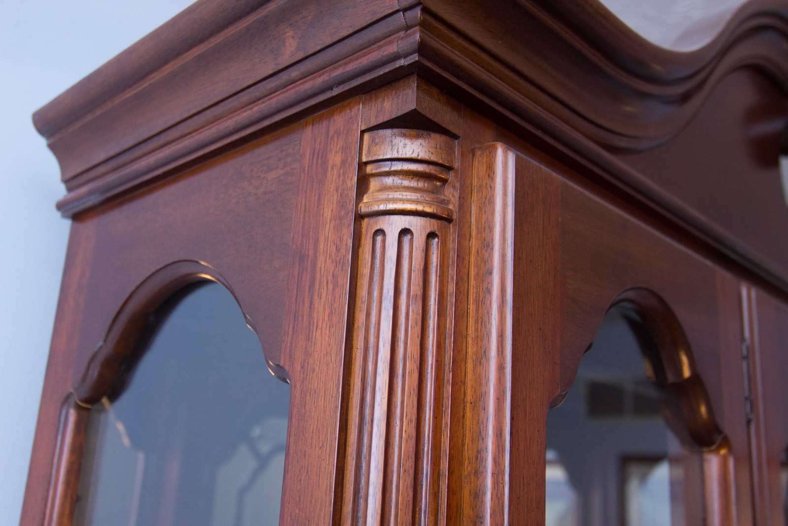 Lexington Furniture China Cabinet