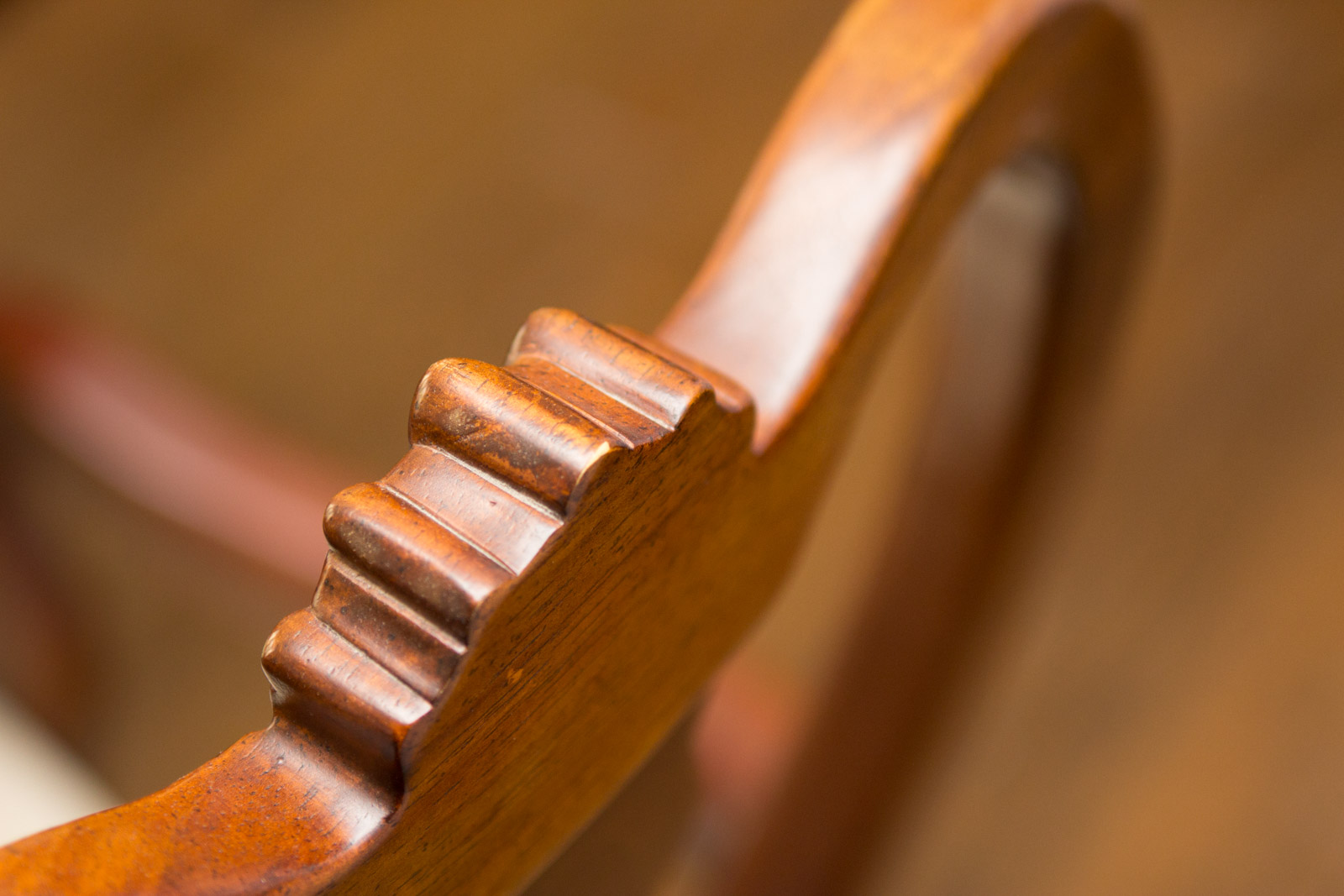 Dixie Furniture Company Queen Anne Style Dining Table and Chairs