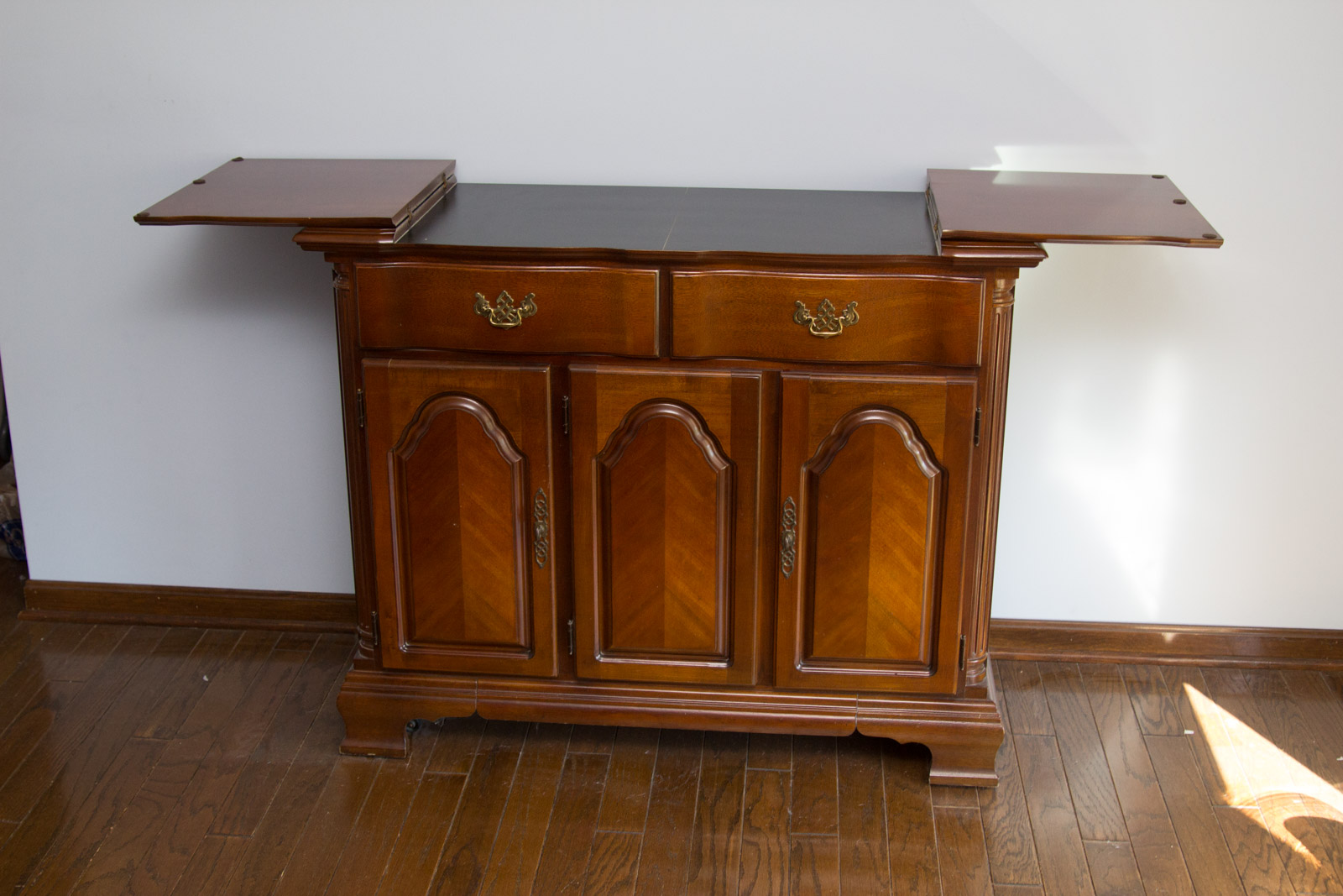 Lexington Furniture Buffet