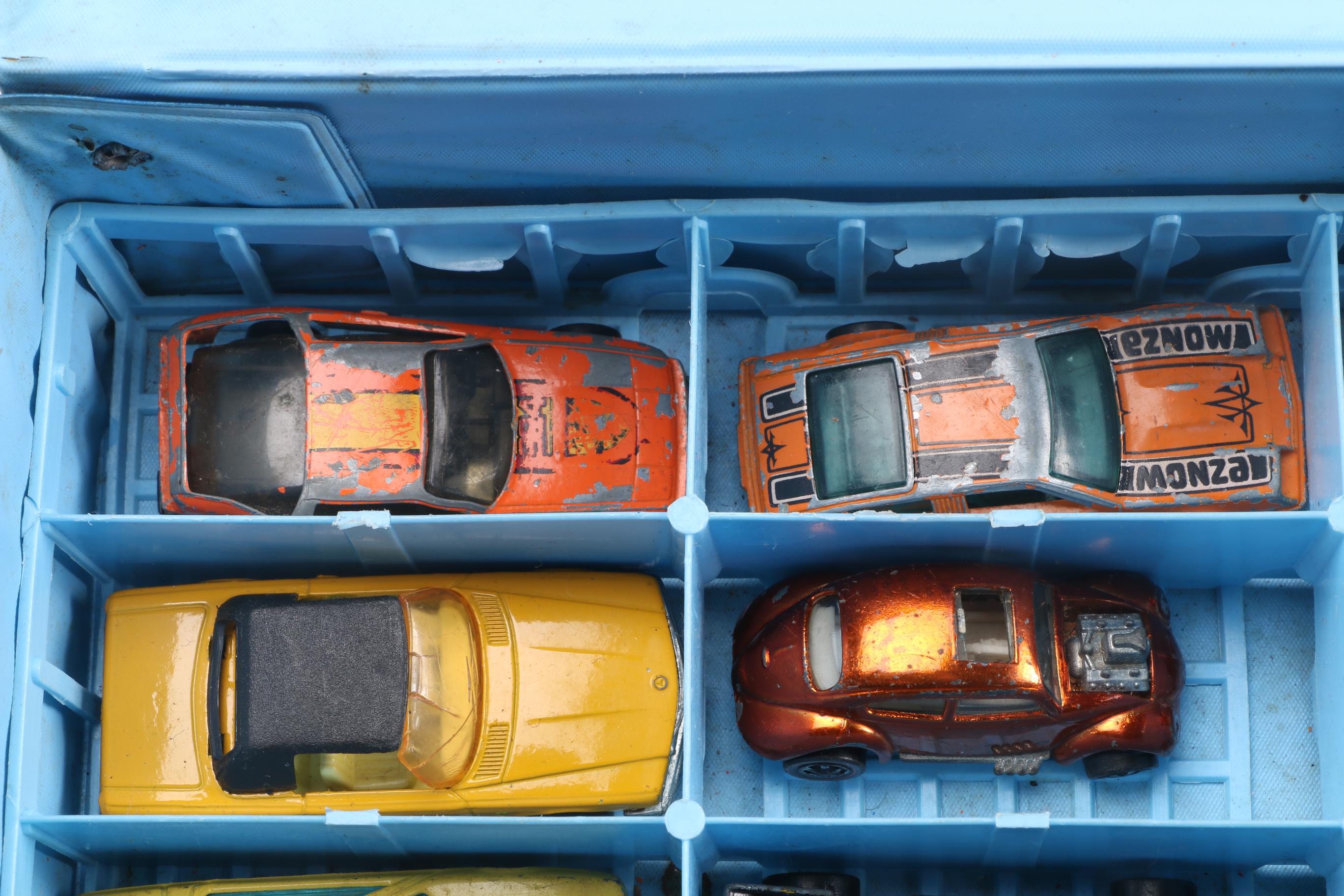Matchbox Car Carrying Case With Cars