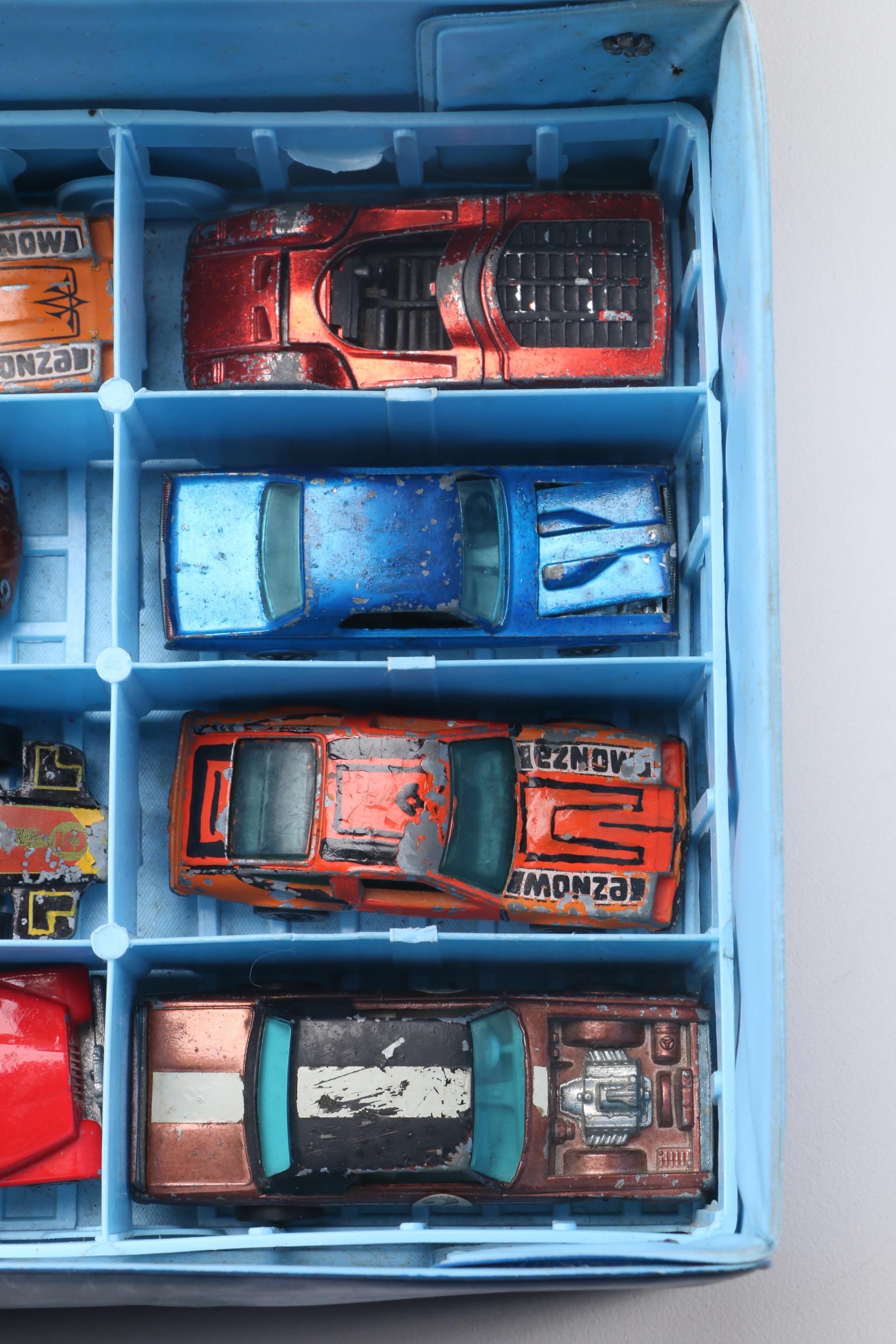 Matchbox Car Carrying Case With Cars