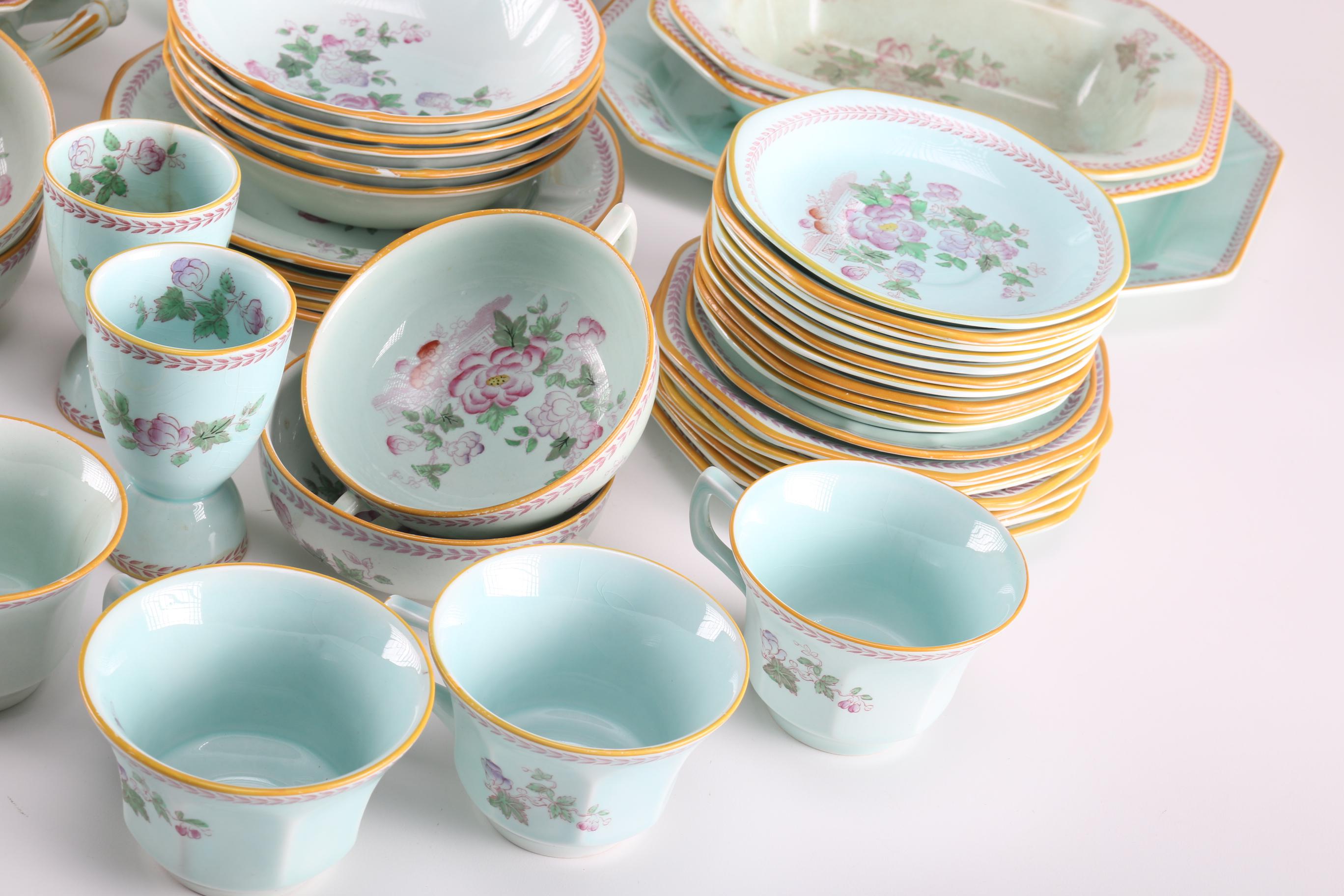 Adams Calyx Ware "Metz" Set