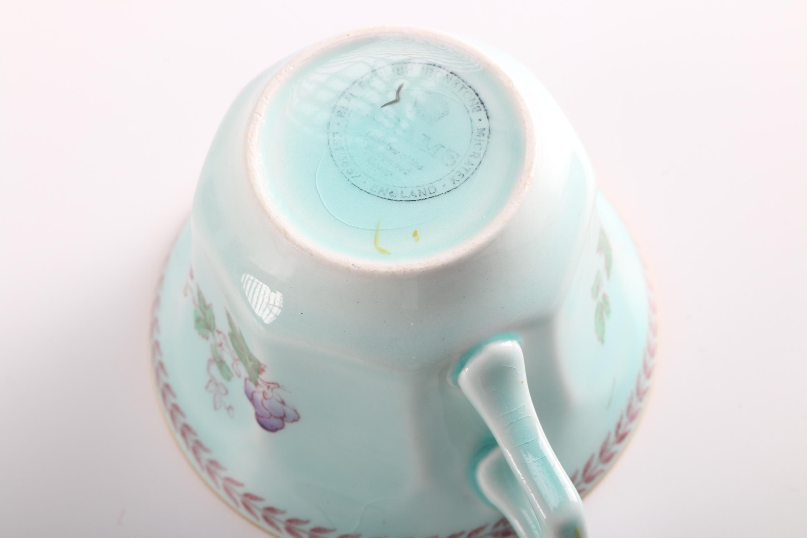 Adams Calyx Ware "Metz" Set