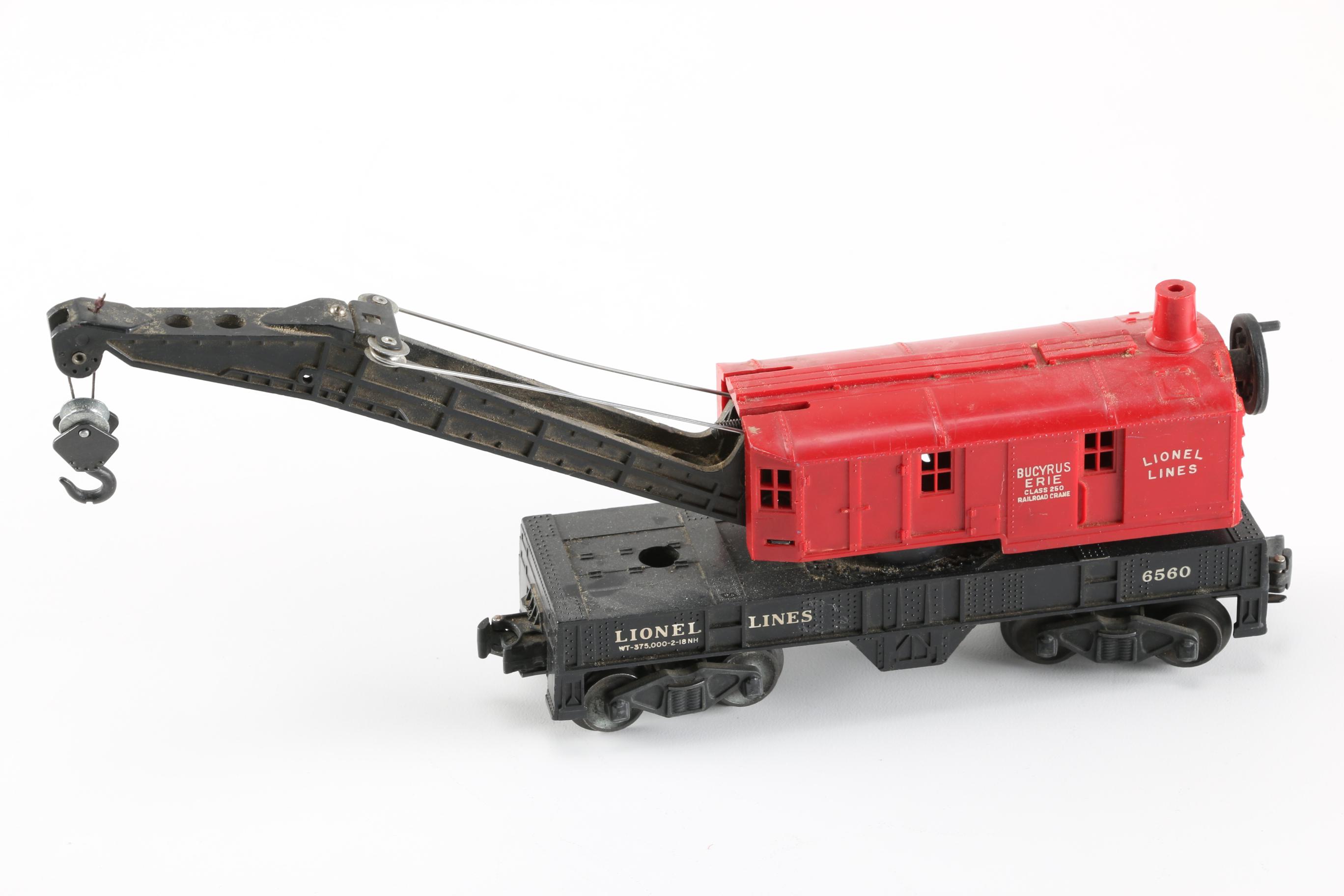 Vintage Lionel Train Set Pieces