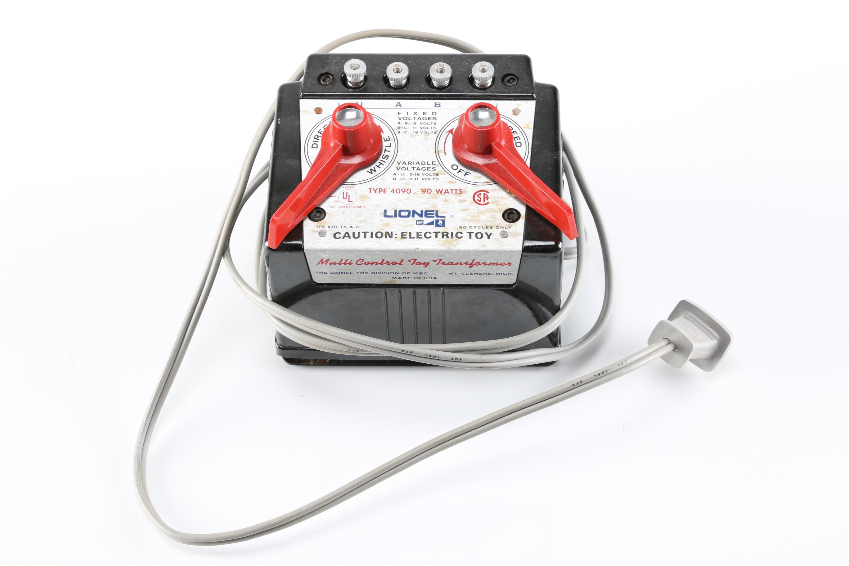 Vintage Lionel Train Set Pieces