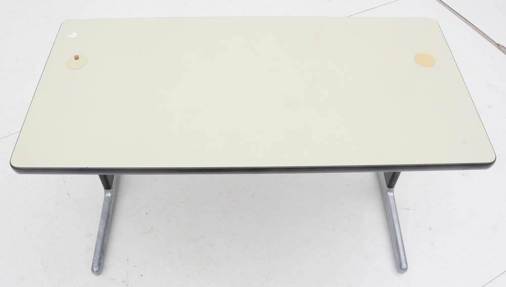 Contemporary Work Station