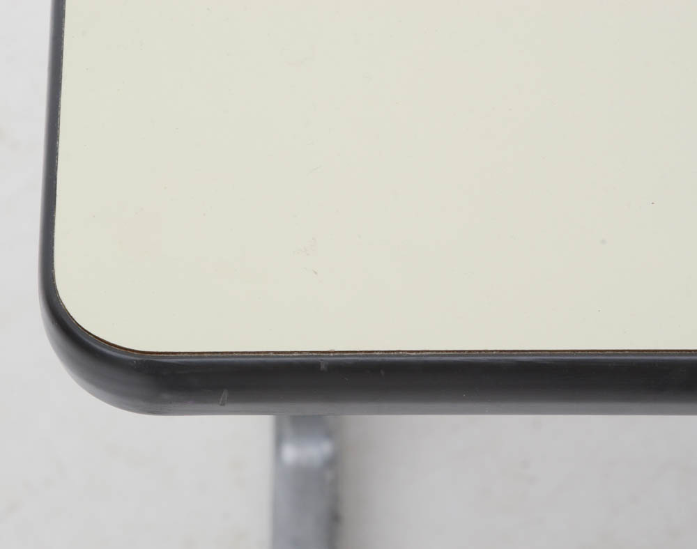 Contemporary Work Station