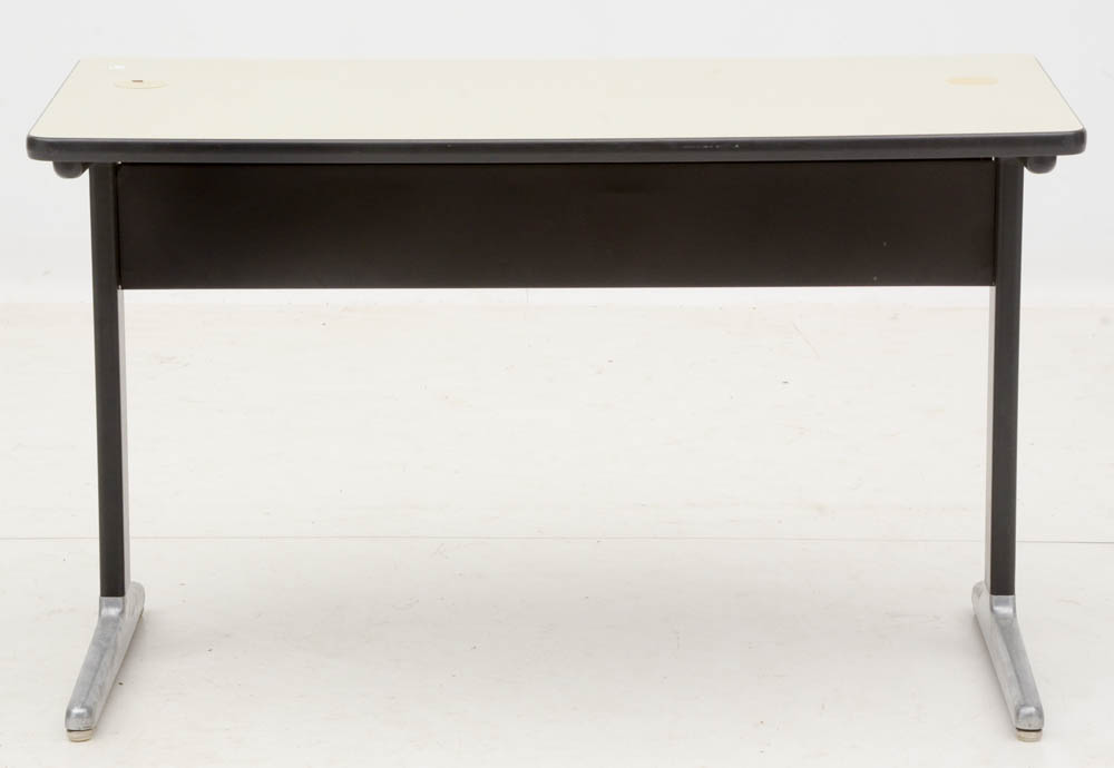 Contemporary Work Station