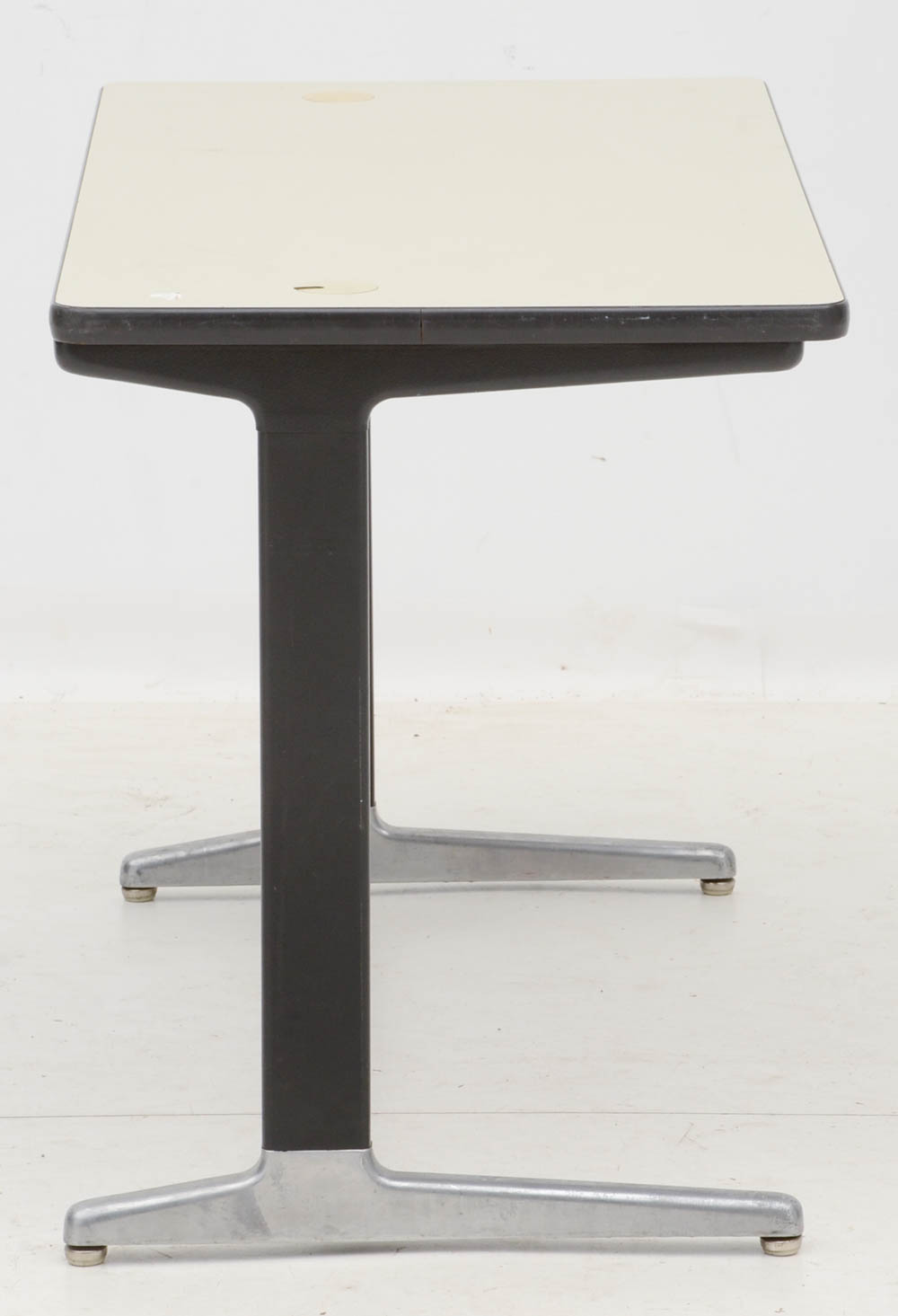 Contemporary Work Station