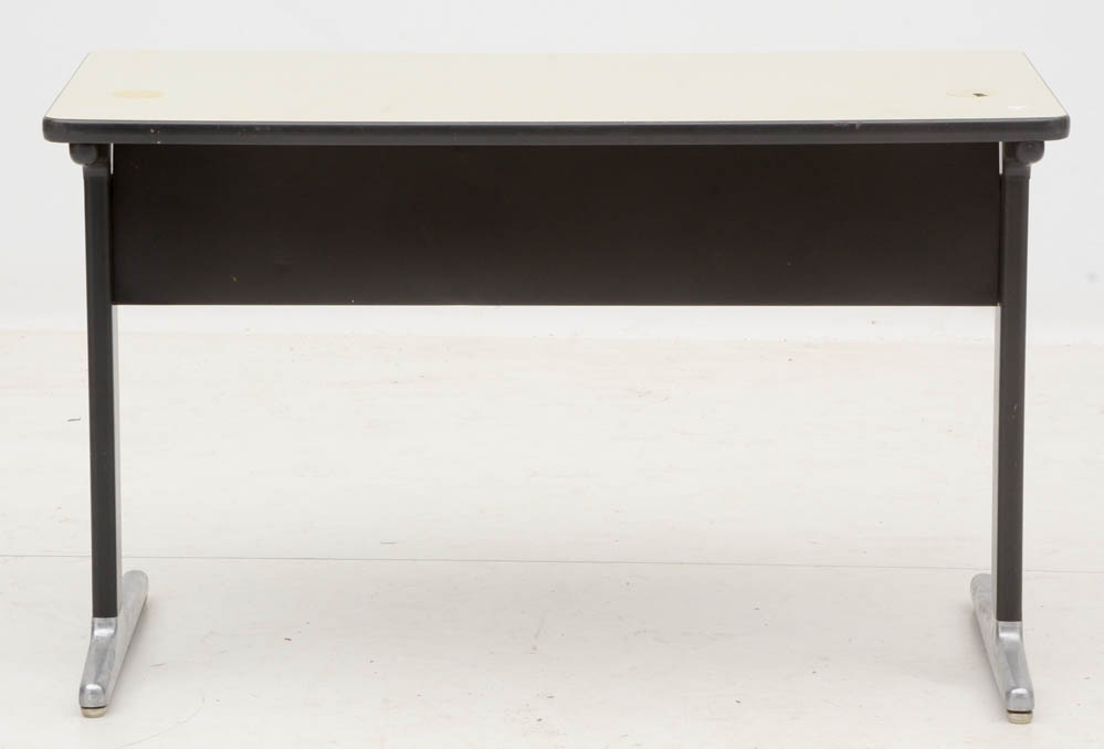 Contemporary Work Station