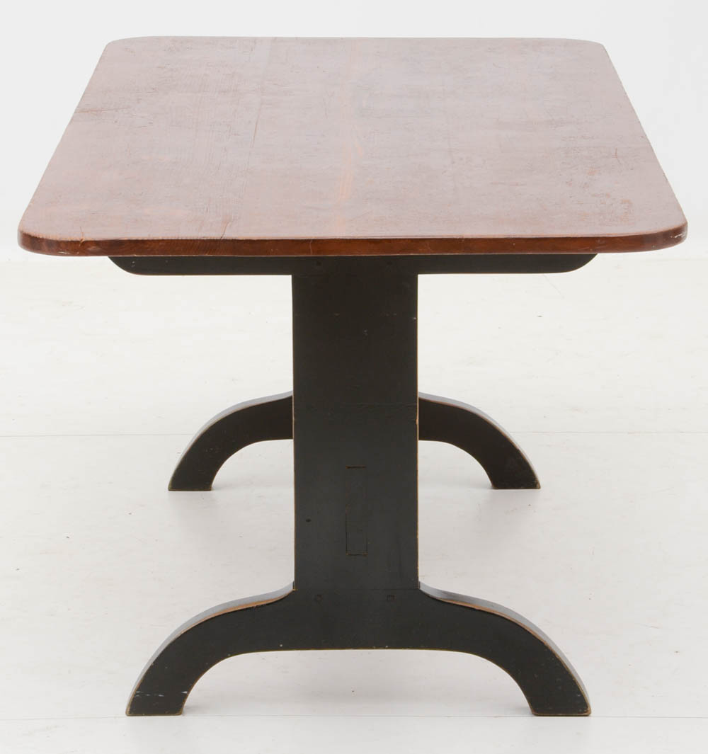 Shaker Style Trestle Dining Table