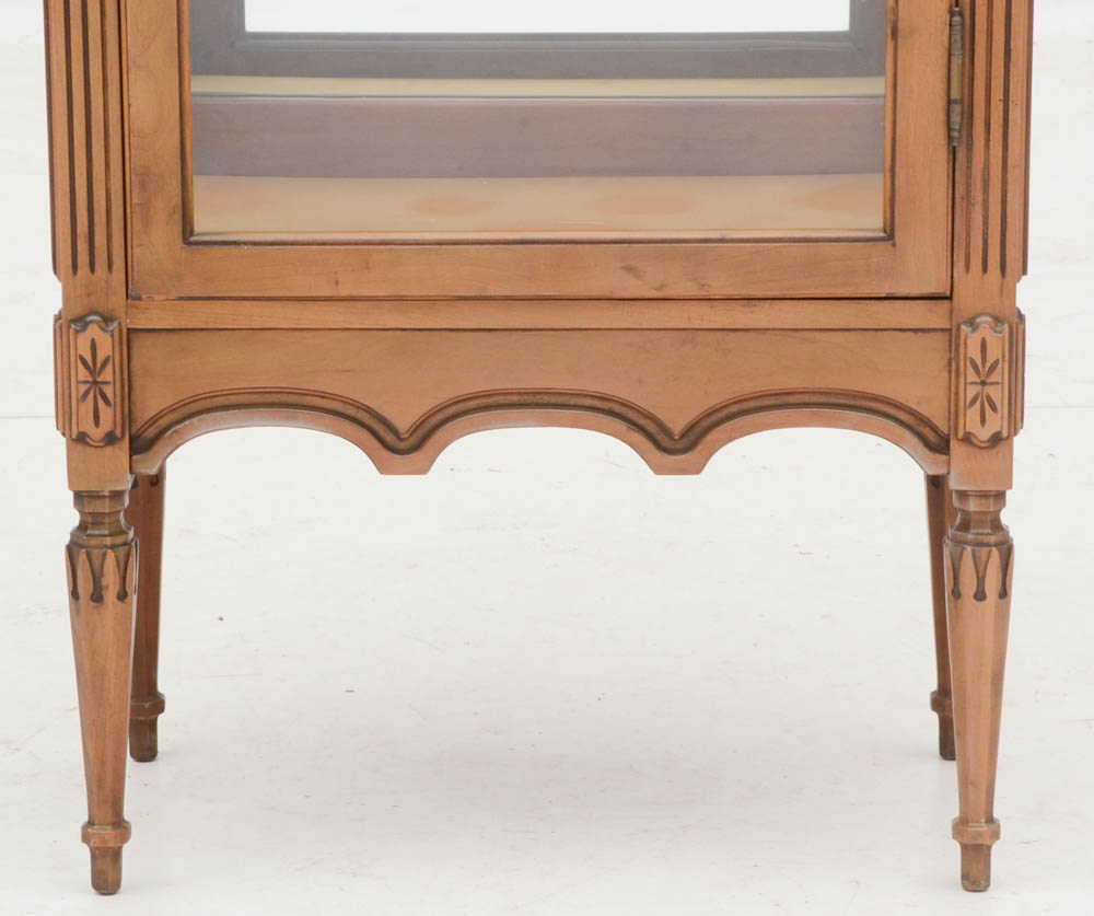 French Style Lighted Display Cabinet