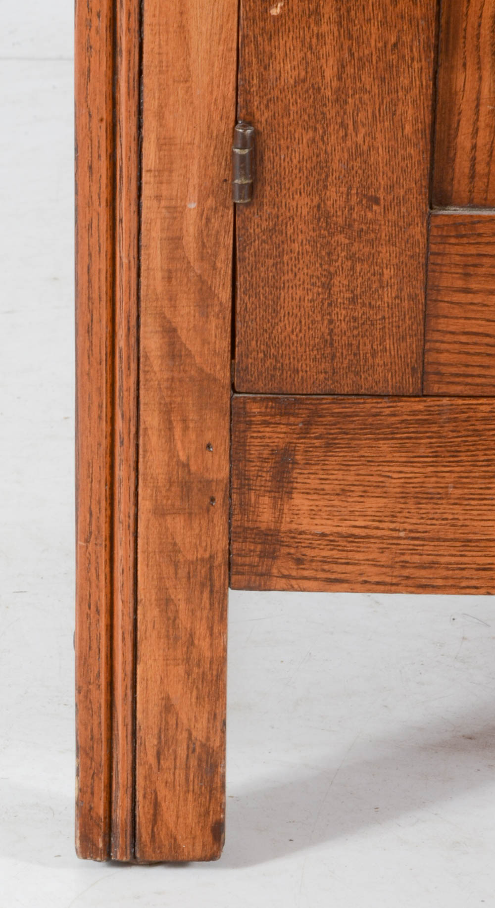 Late Victorian Oak Cupboard