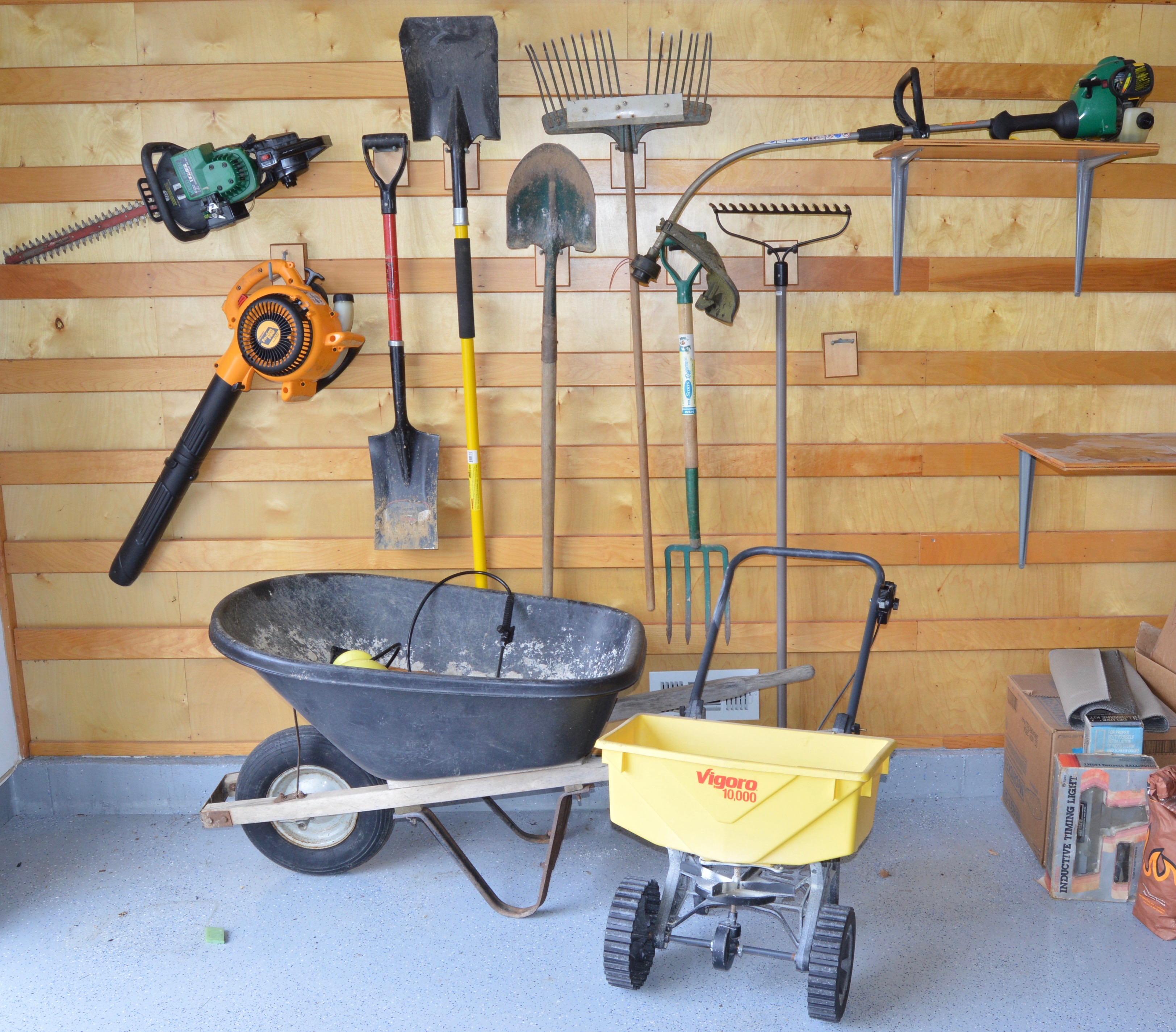 Landscaping Power Tools and Supplies