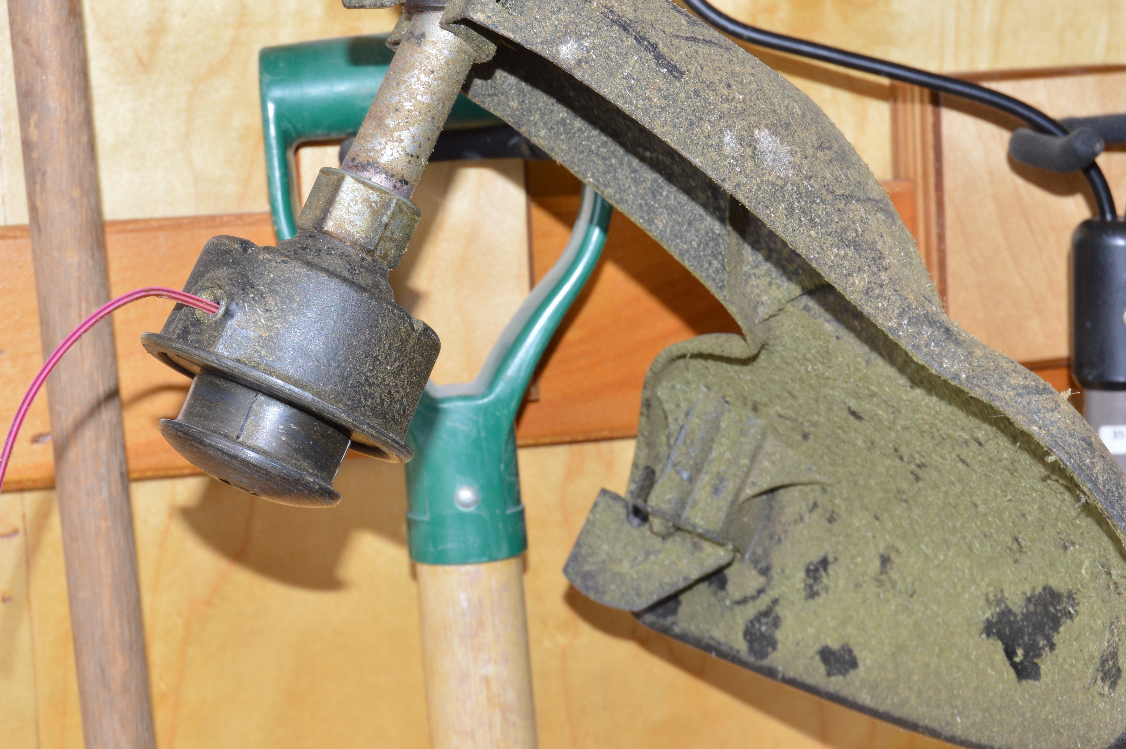 Landscaping Power Tools and Supplies