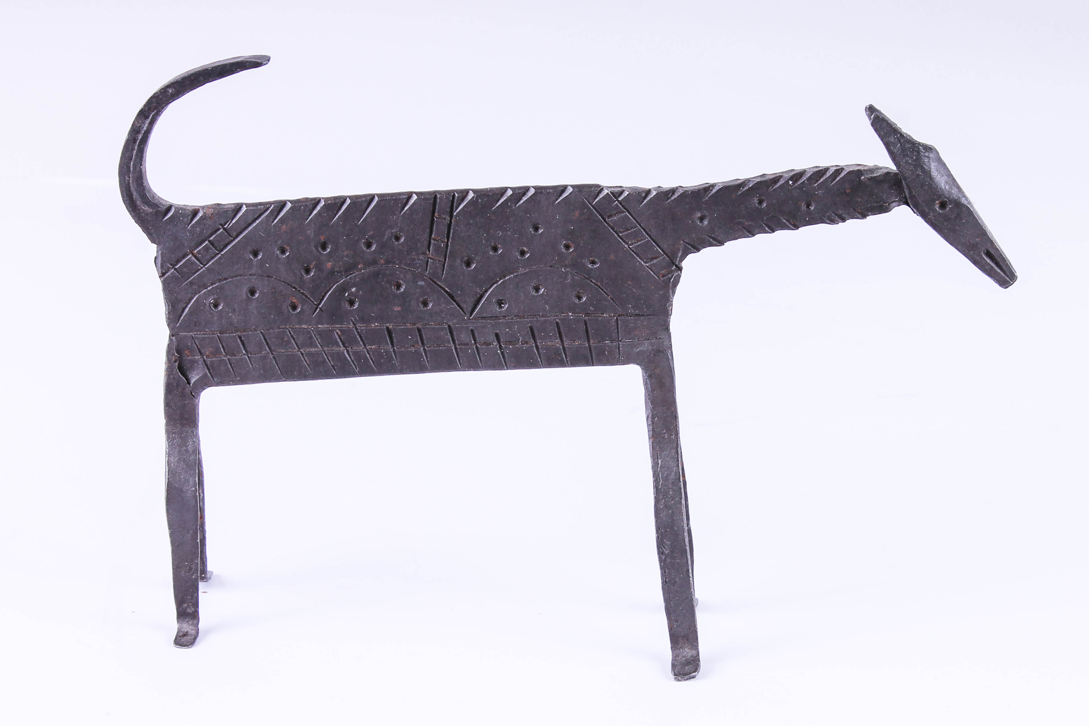 Native American Style Mini Pots and Two Fetishes