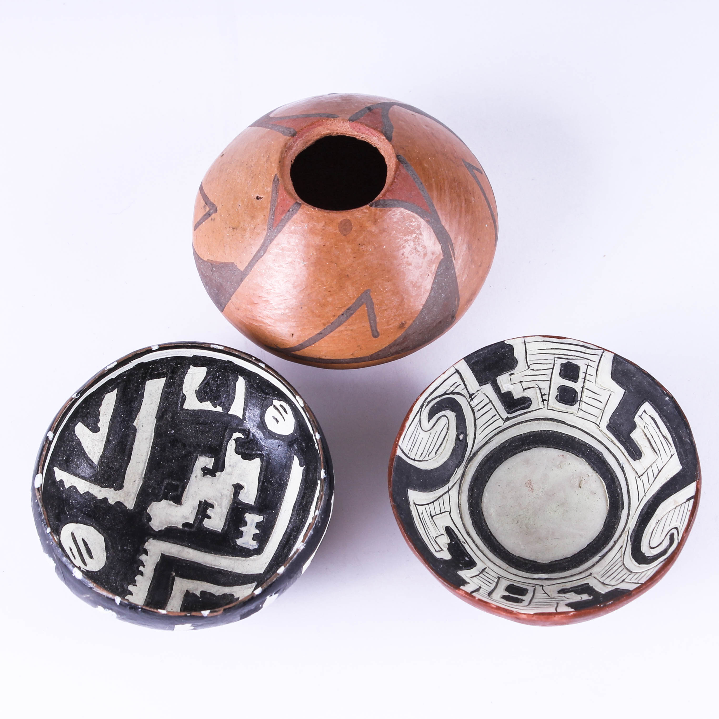 Native American Style Mini Pots and Two Fetishes