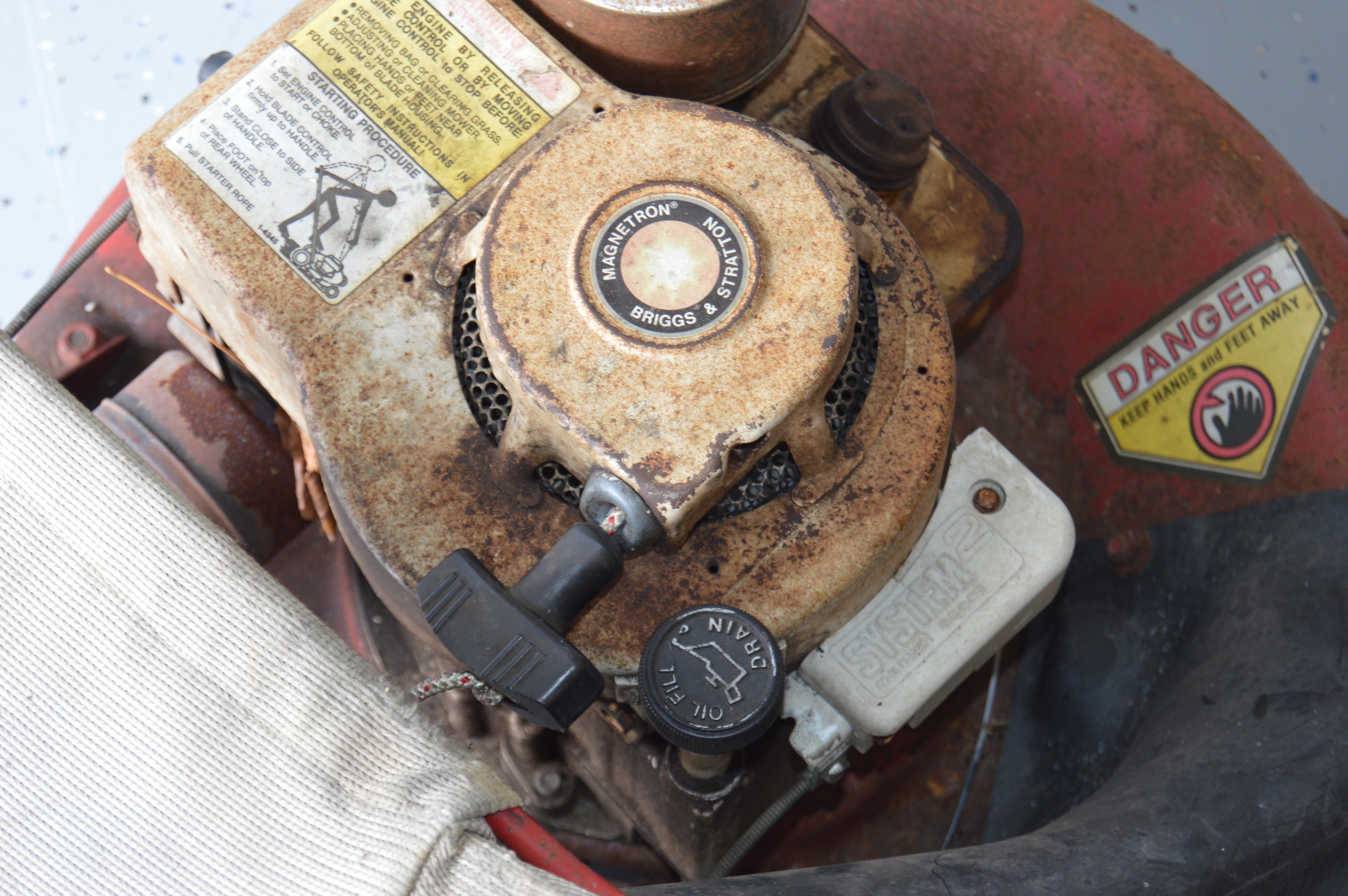 Snapper "Hi-Vac" Lawn Mower