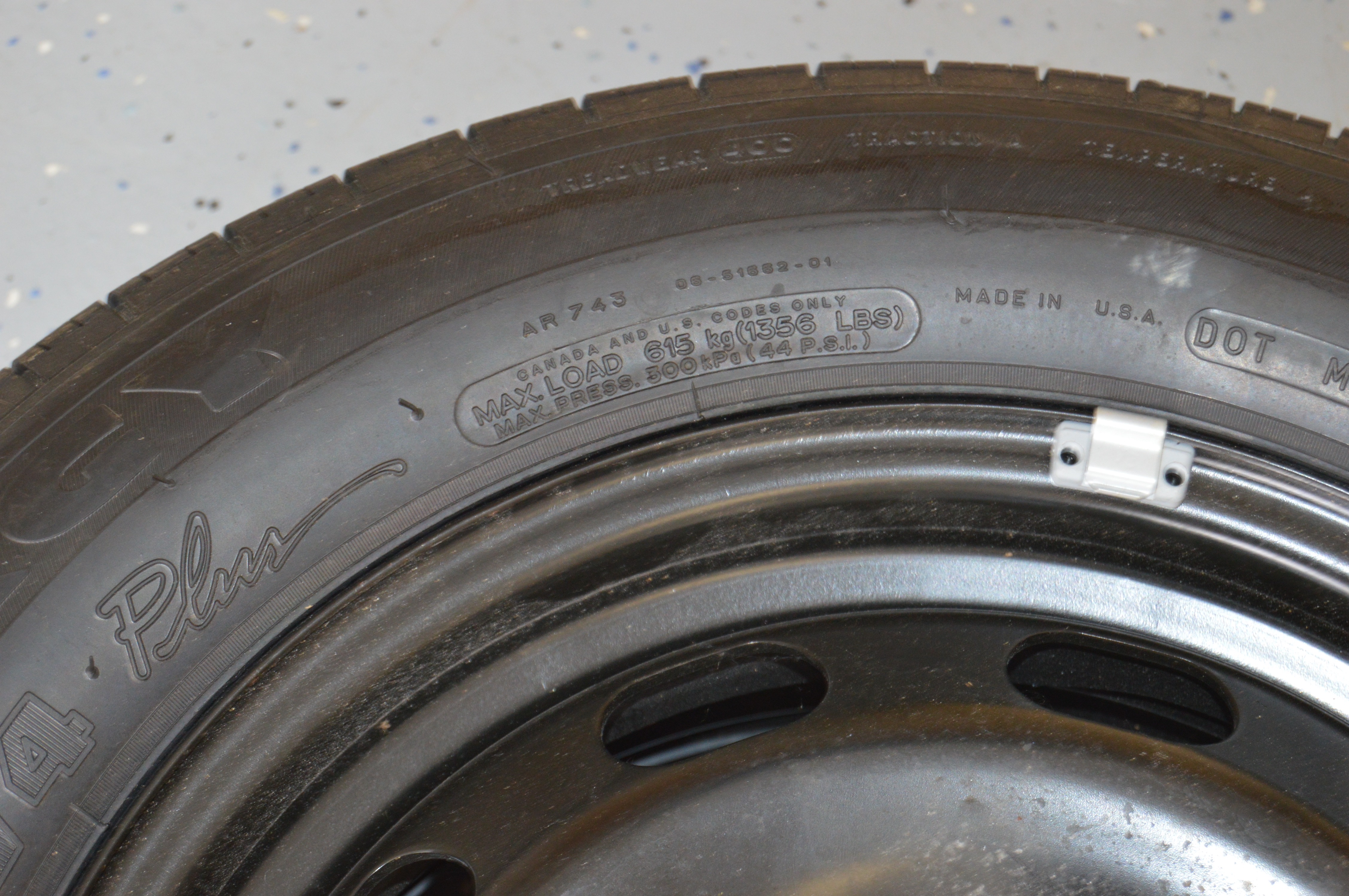 Michelin MXV4 Plus Tire