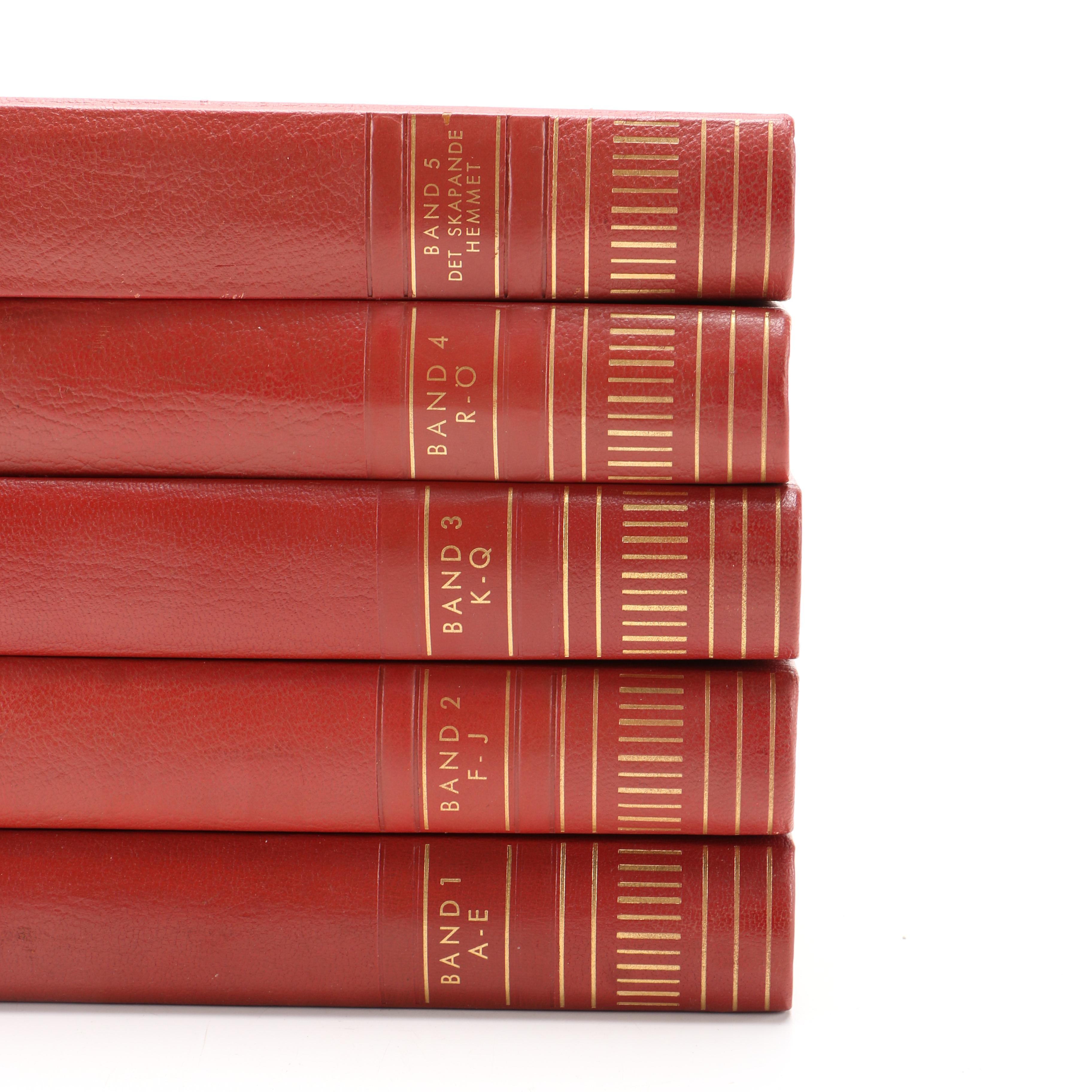 Five-Volume "Svenskt Husmoderslexikon"