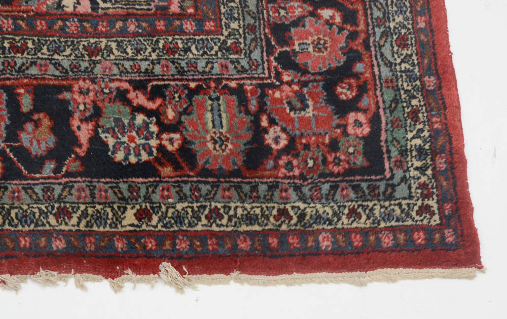 Hand Woven Persian Style Wool Area Rug