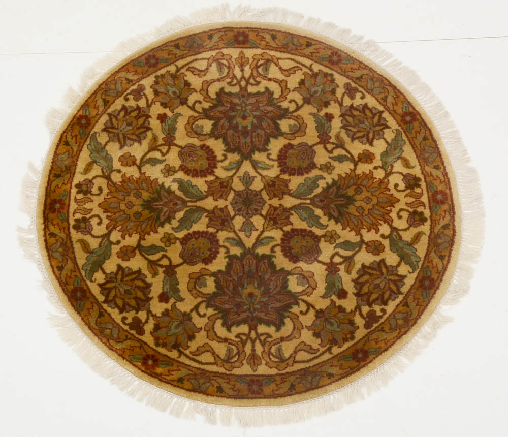 Persian-Inspired Round Wool Accent Rugs