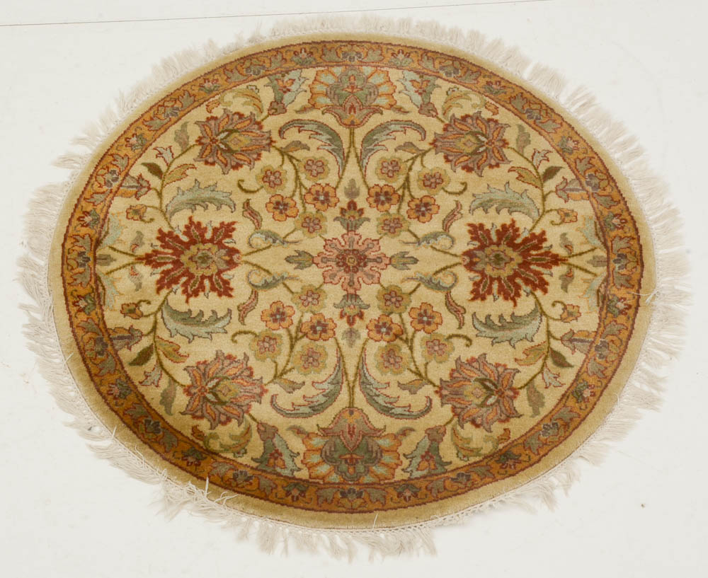 Persian-Inspired Round Wool Accent Rugs