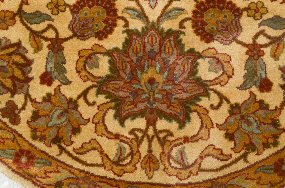 Persian-Inspired Round Wool Accent Rugs