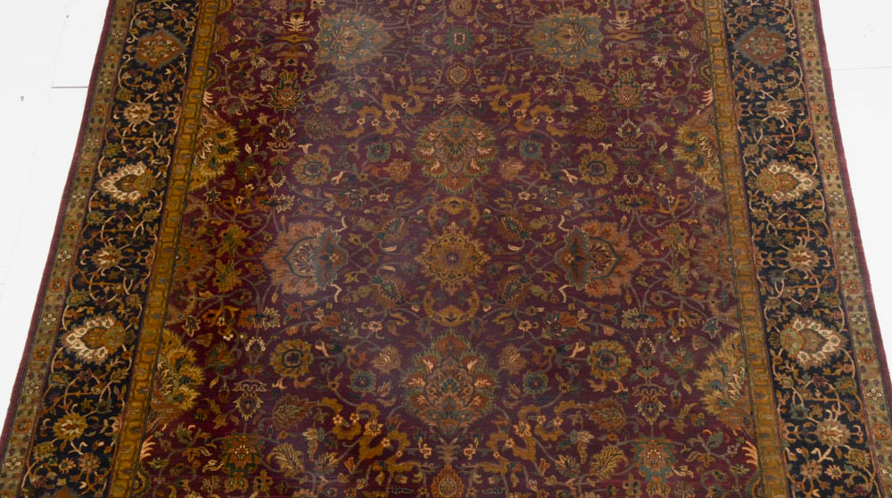 Power Loomed Persian Style Wool Area Rug