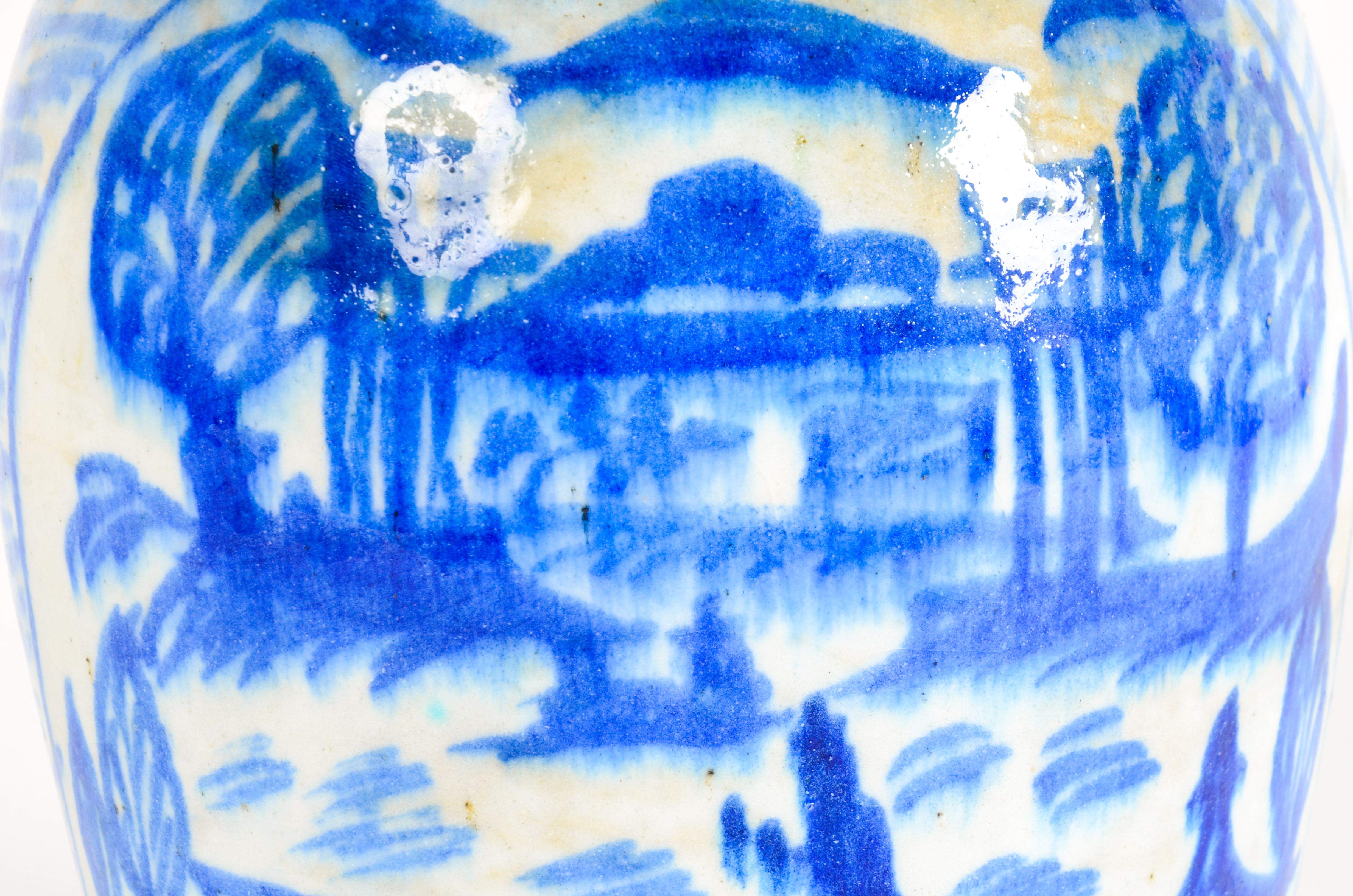 Chinese Antique Ceramic Blue and White Jar