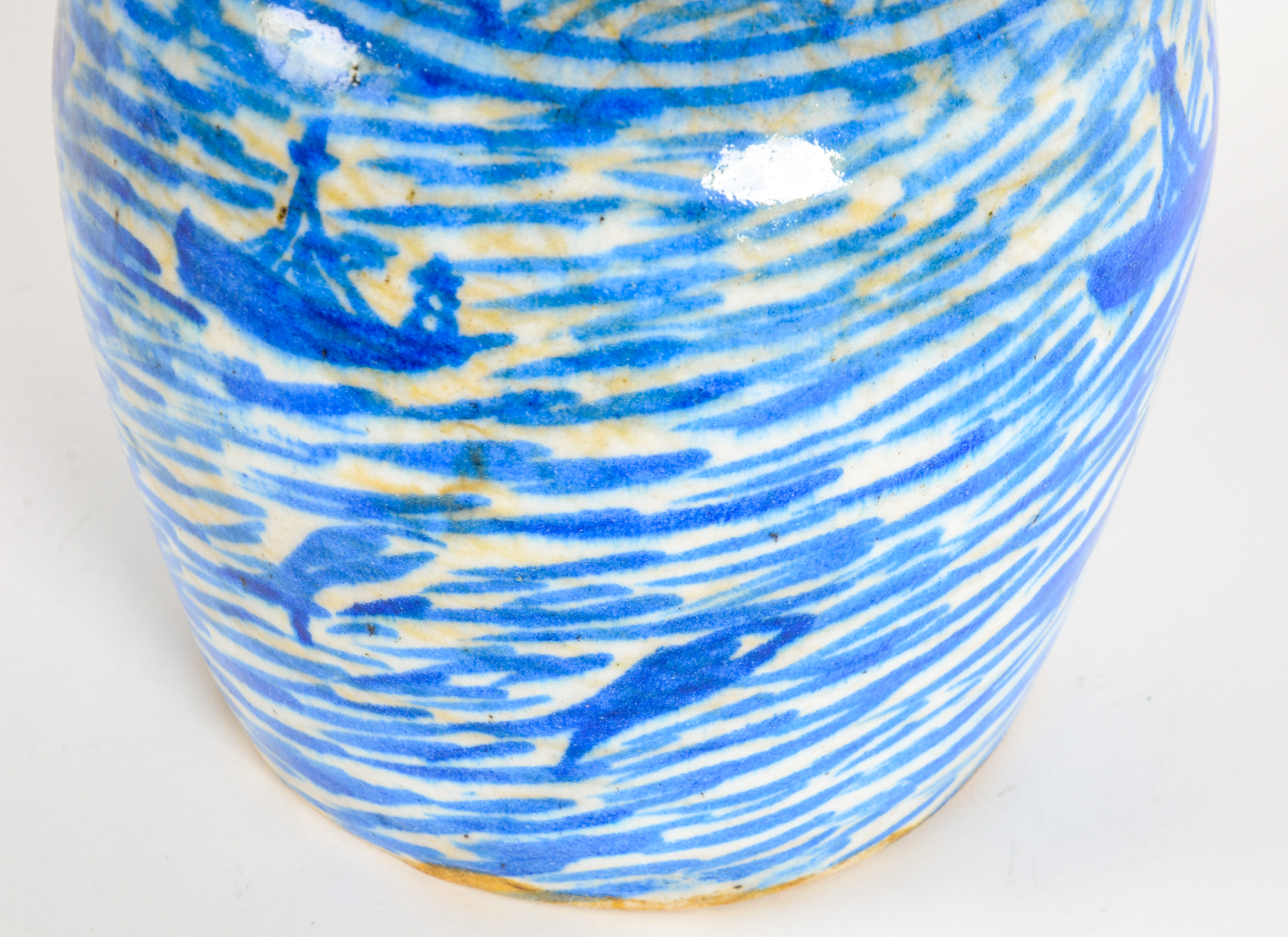 Chinese Antique Ceramic Blue and White Jar