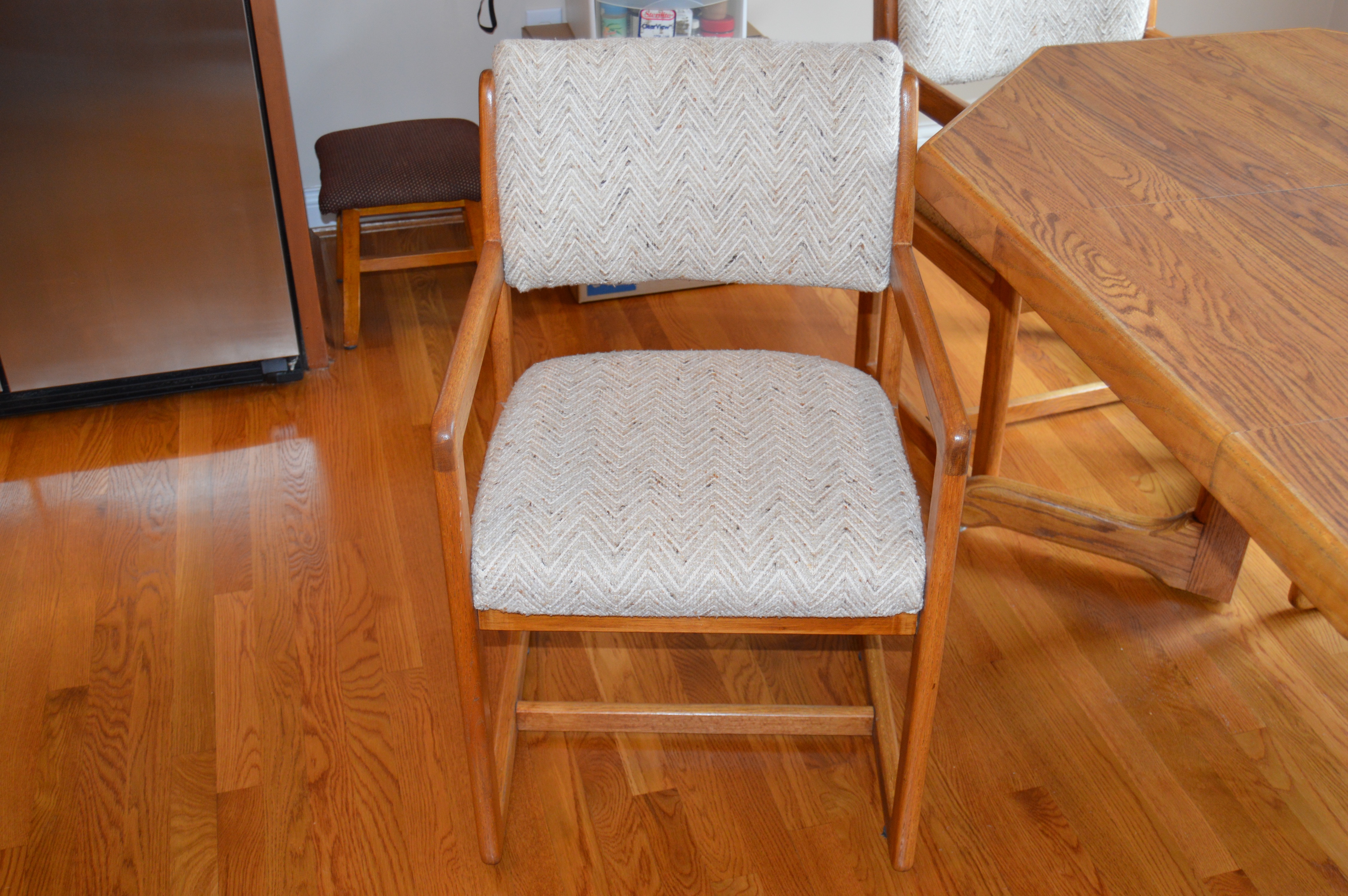Oak Dining Table with Padded Seating by Drexel
