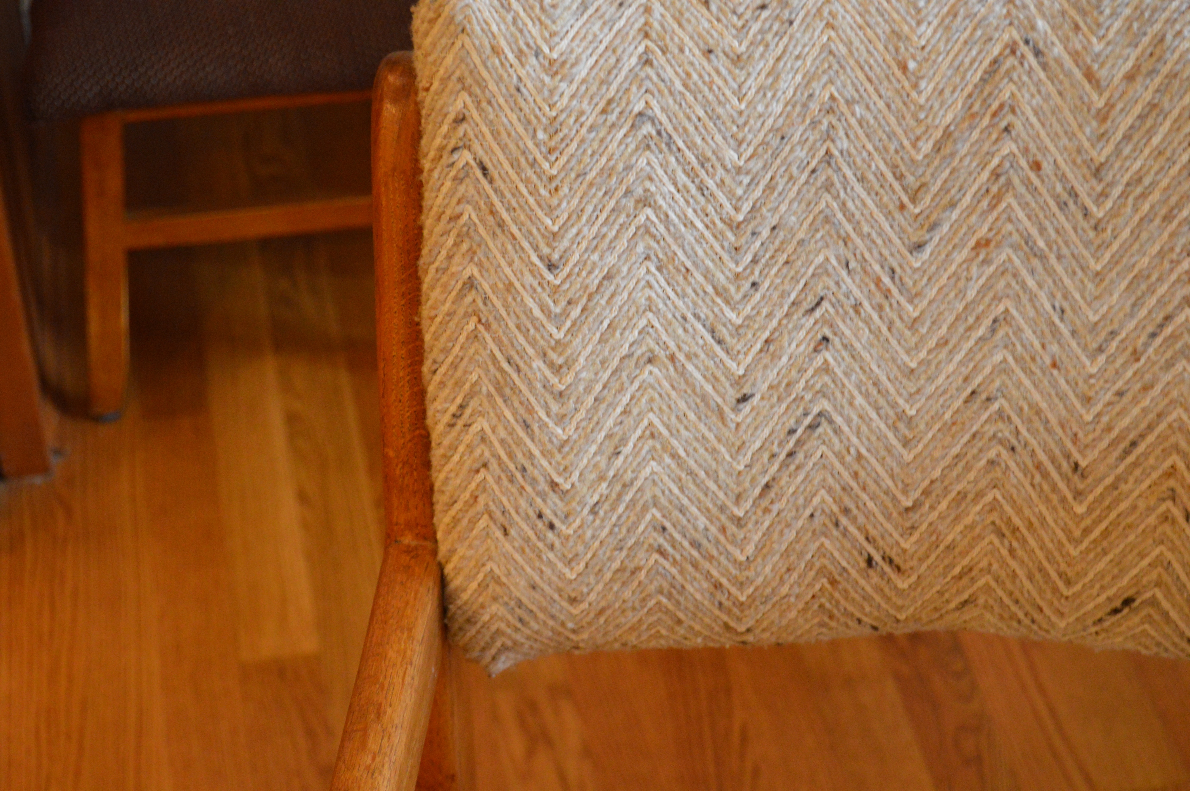 Oak Dining Table with Padded Seating by Drexel