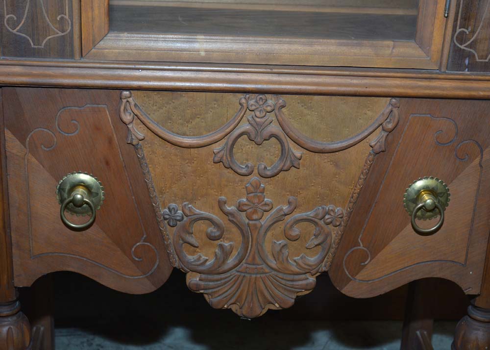 Vintage Sears Roebuck & Co. Eastlake Style China Cabinet