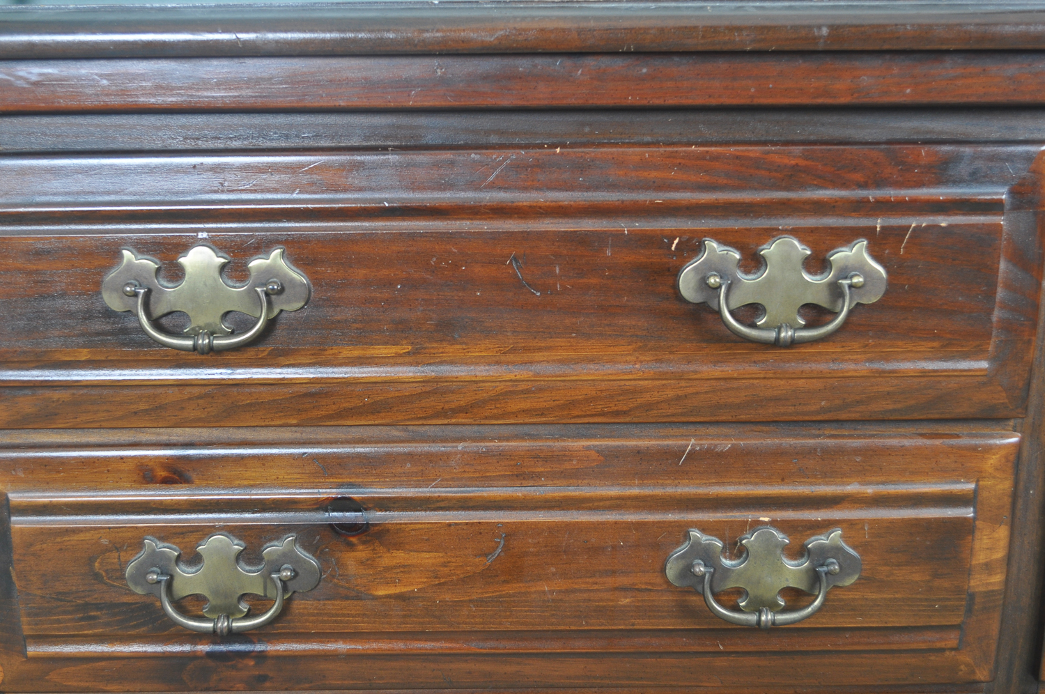 Pine Dresser With Mirror