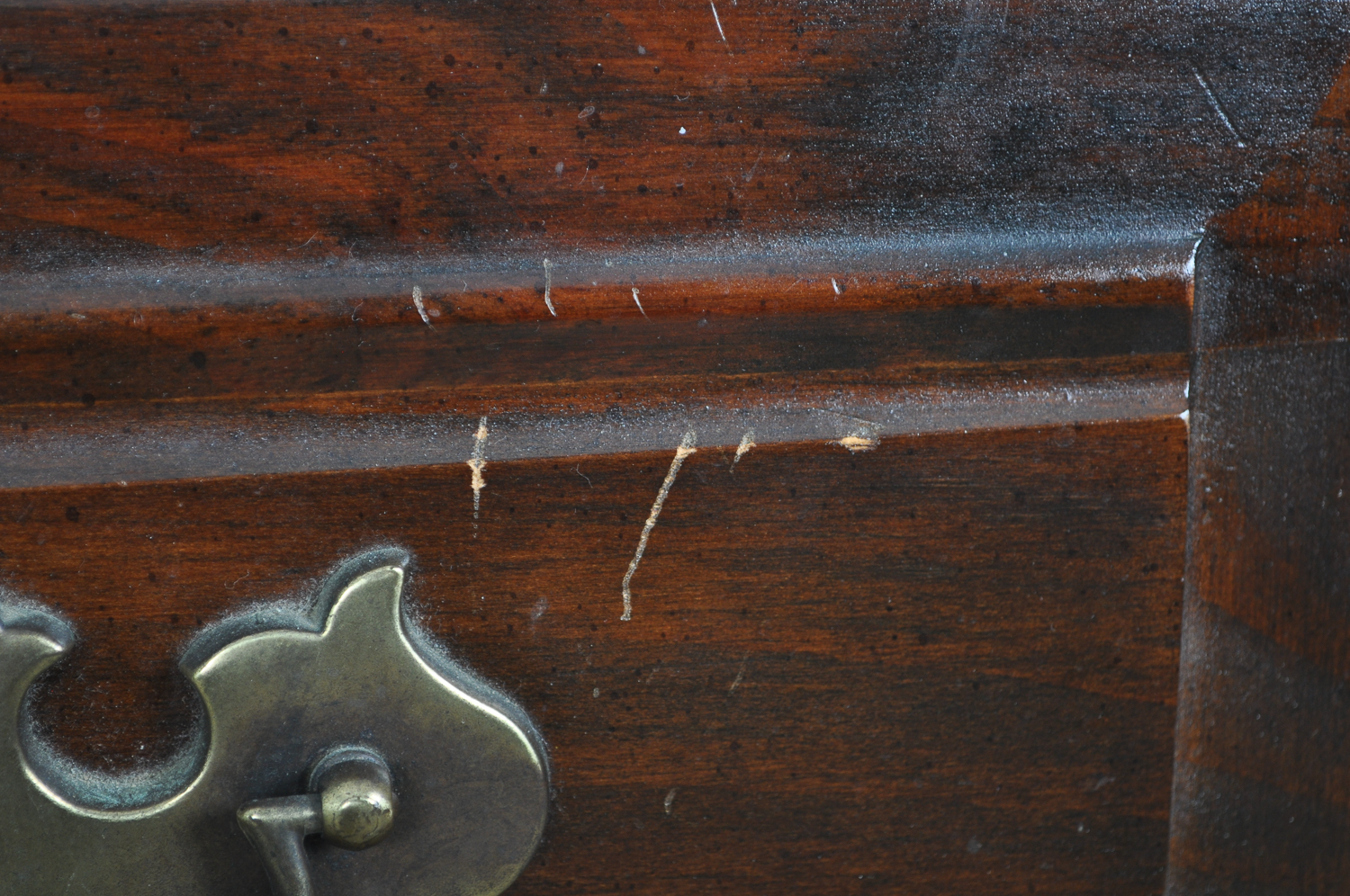 Pine Dresser With Mirror