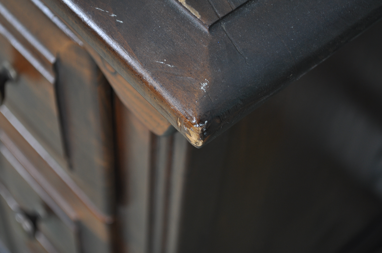 Pine Dresser With Mirror
