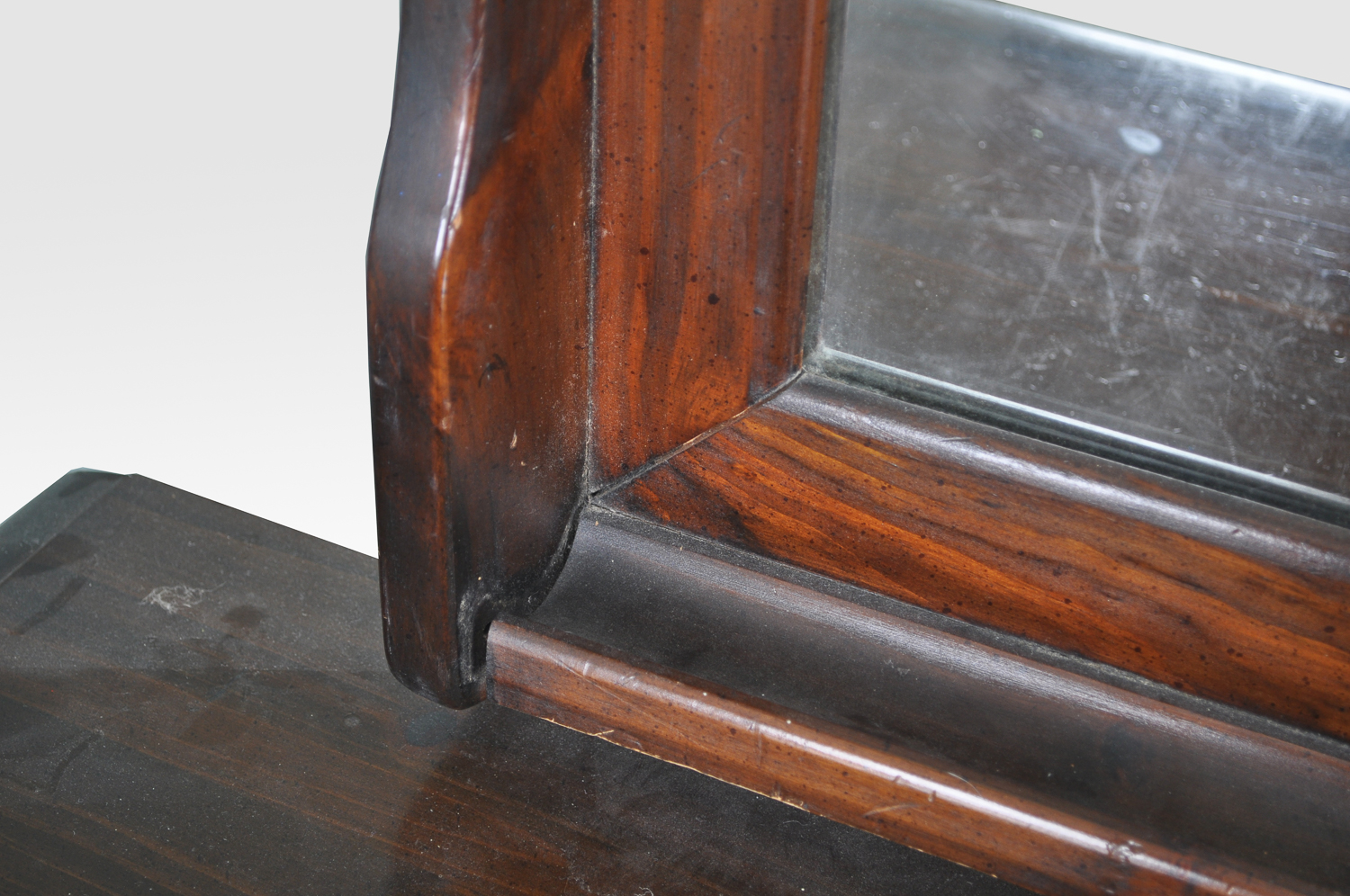 Pine Dresser With Mirror