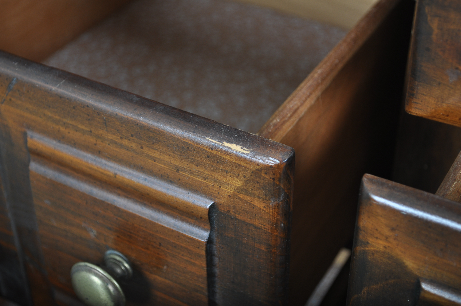 Pine Dresser With Mirror