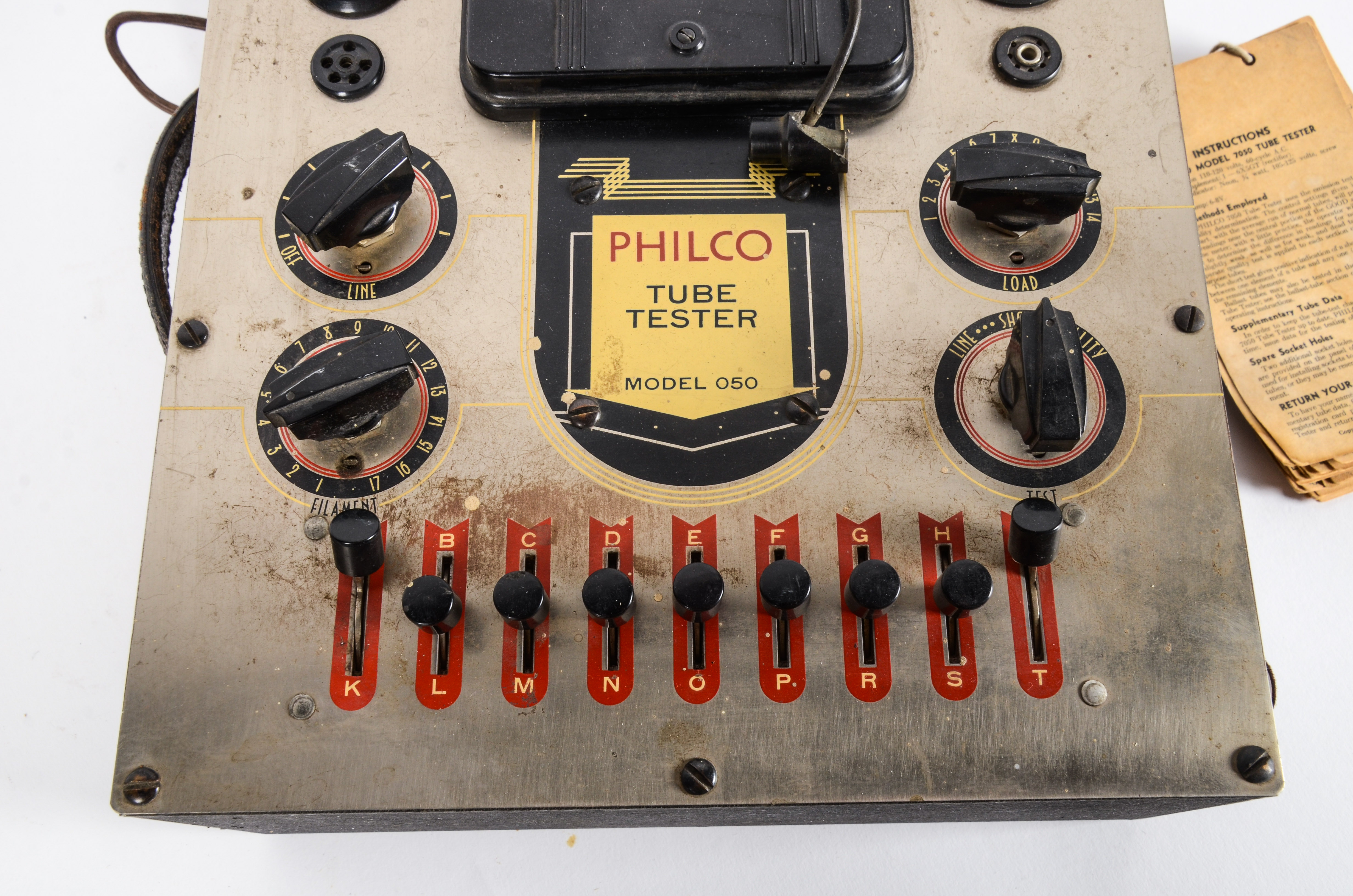 Vintage Philco 7050 Tube Tester