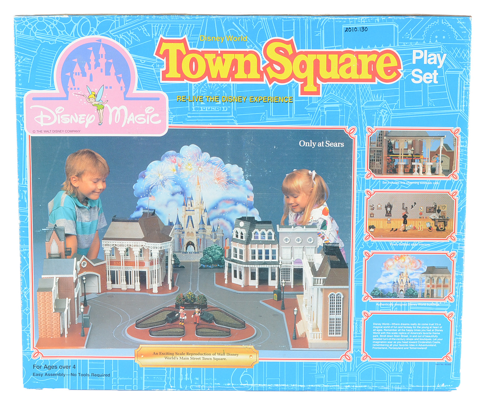 1988 Disney Magic Town Square Playset With Christmas Tree and Lighting System
