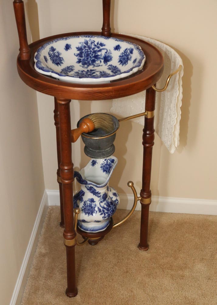 Vintage Wash Basin Stand