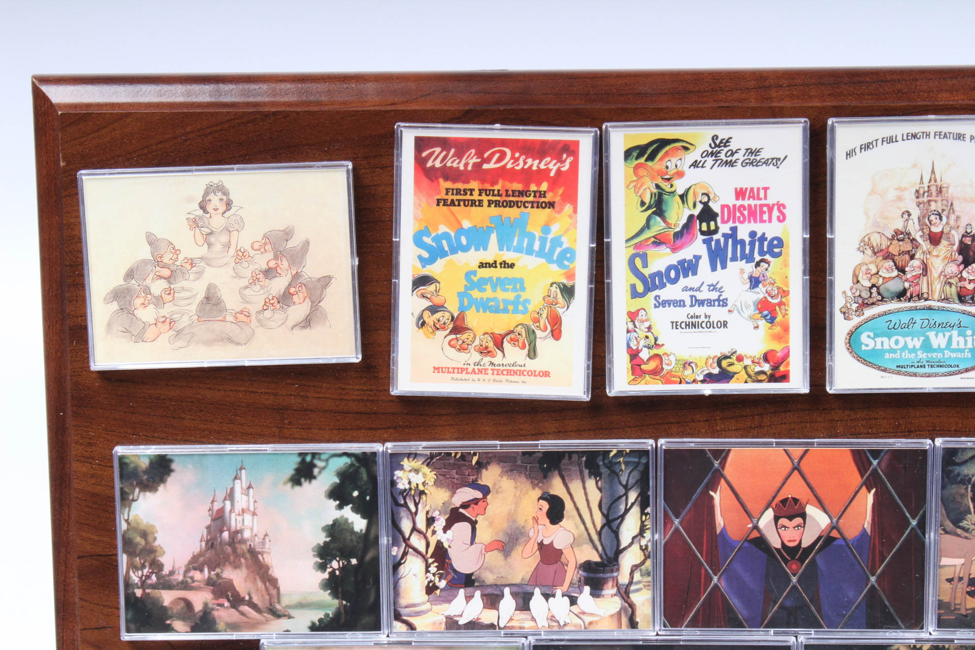 Vintage Walt Disney's Snow White Collector's Cards Plaque