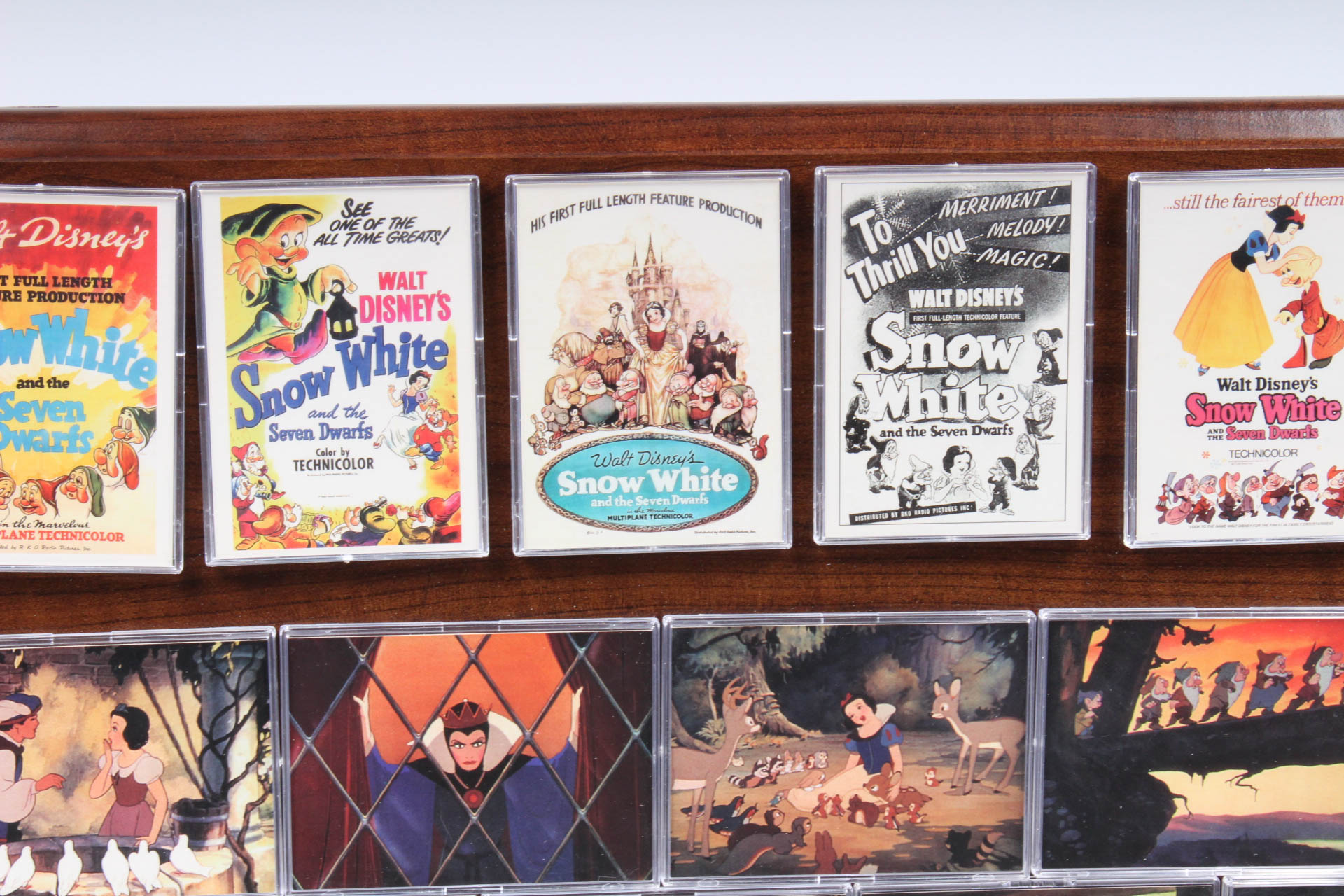 Vintage Walt Disney's Snow White Collector's Cards Plaque