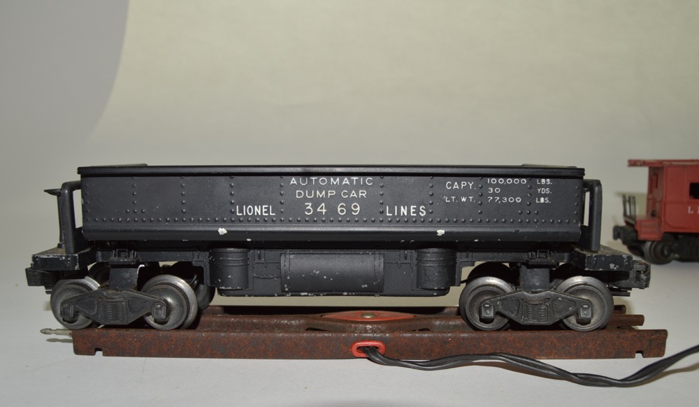 Four Vintage Lionel Train Cars